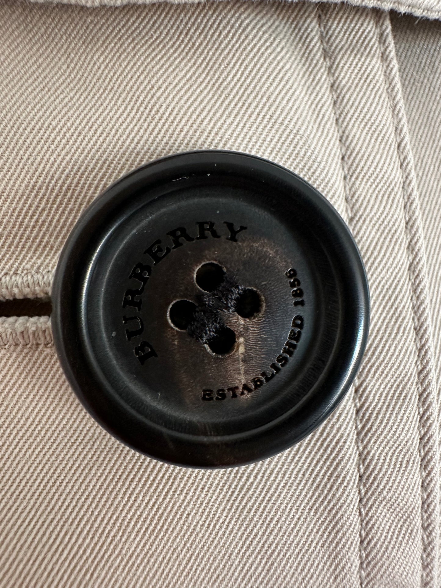 Burberry Trench-coat modèle “the Chelsea ” Stone | T.M