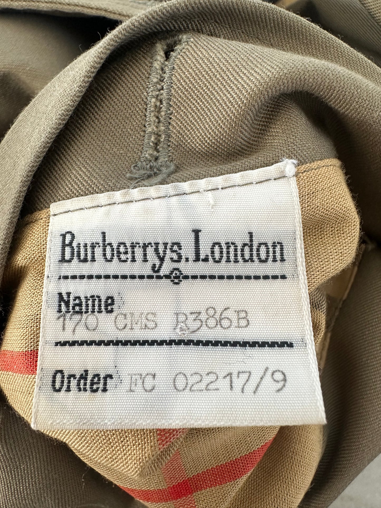 Trench-coat Burberry modèle “the Waterloo ” vintage/ T.S
