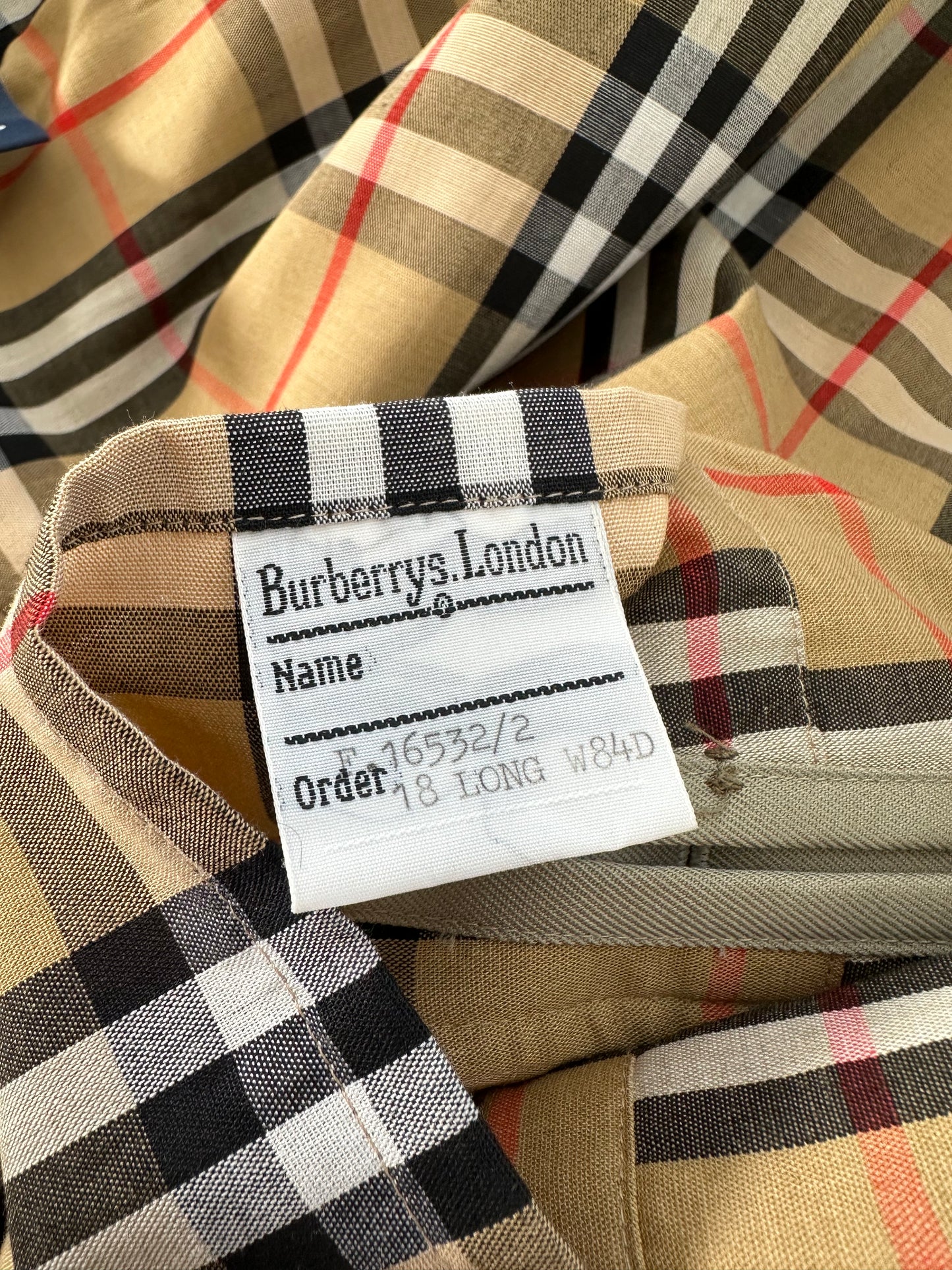 Trench-coat Burberry modèle “the Waterloo ” vintage/ T.M