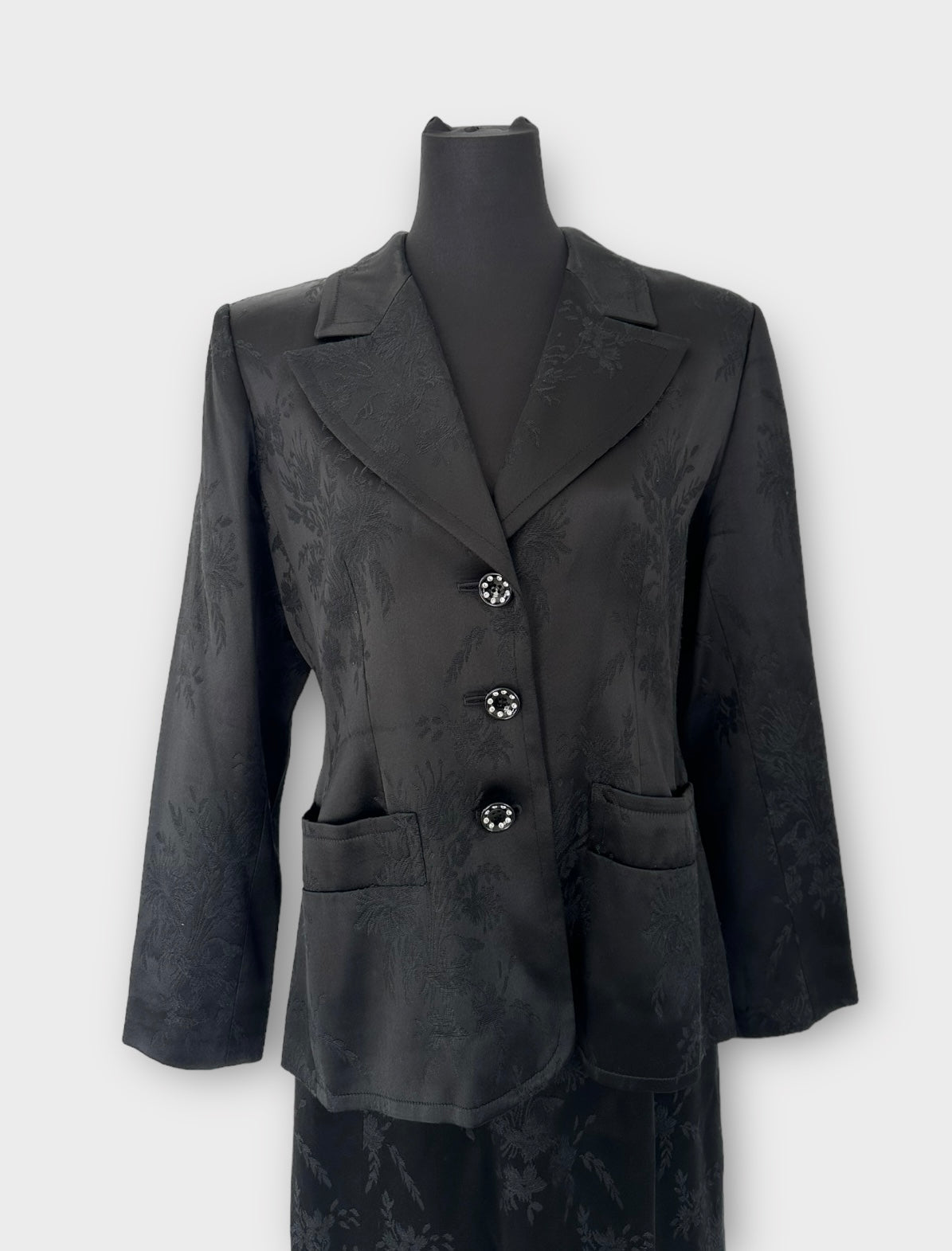 Ensemble soie Yves Saint Laurent variation