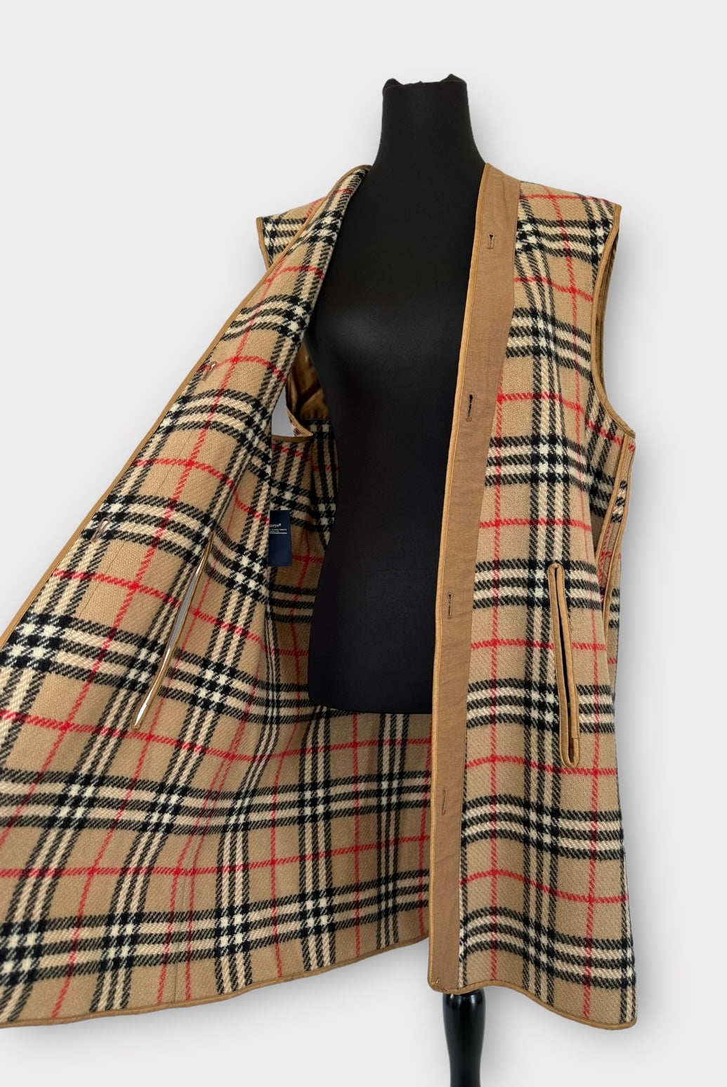 Trench Burberry modèle “ Markfield ” kaki/ T.L