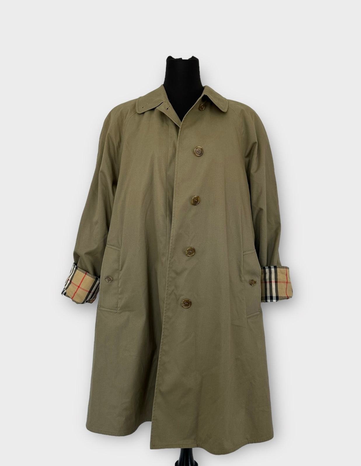 Trench Burberry modèle “ Markfield ” kaki/ T.L