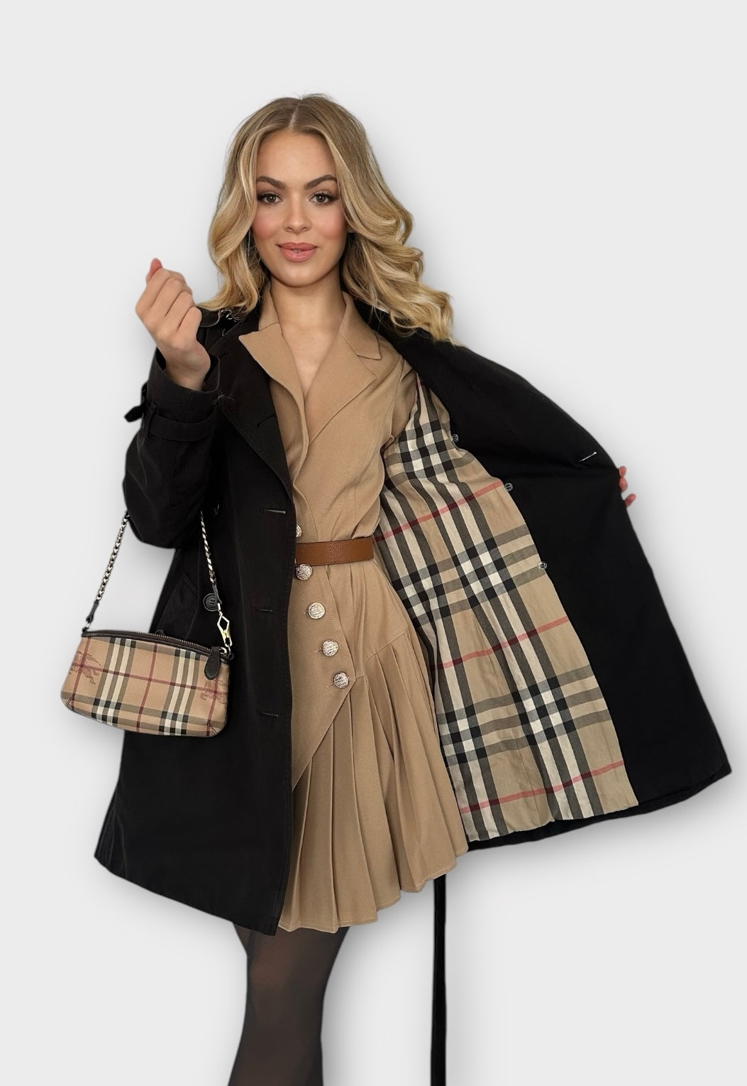 Burberry Trench-coat modèle “the Chelsea ” Noir | T.M