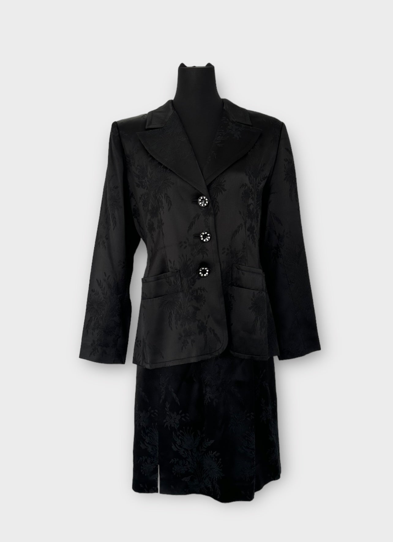 Ensemble soie Yves Saint Laurent variation