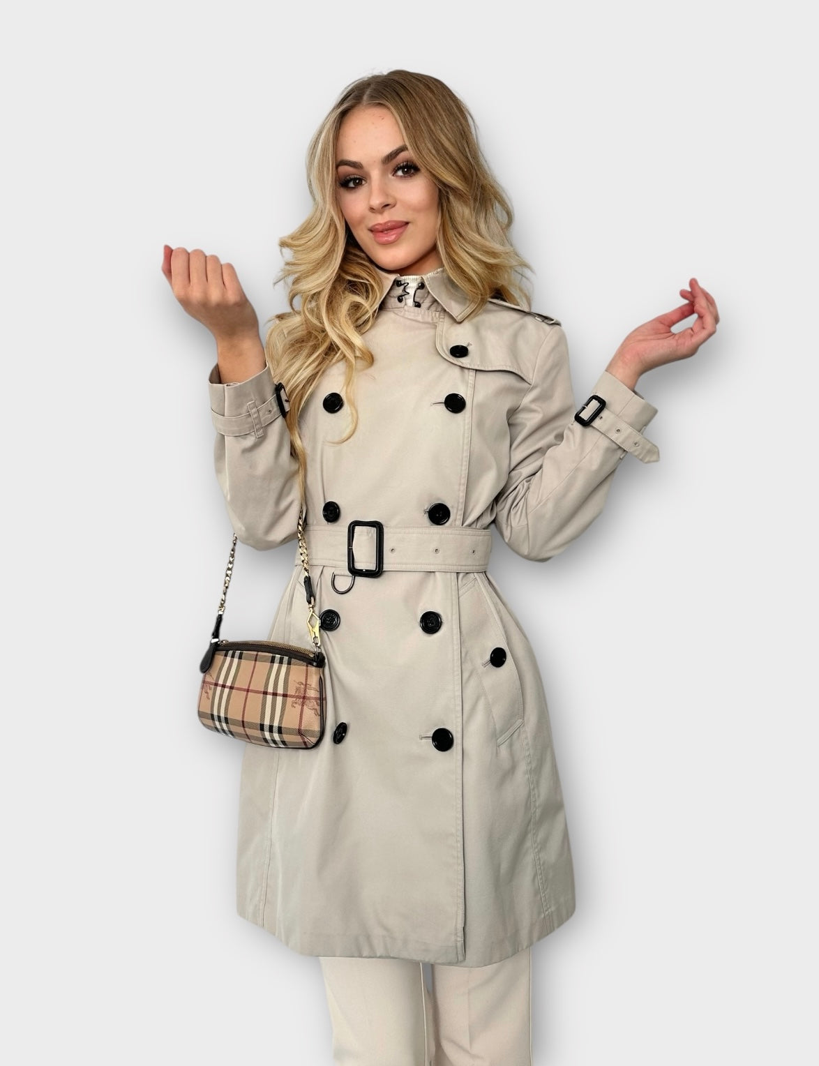 Burberry Trench-coat modèle “the Chelsea ” Stone | T.S