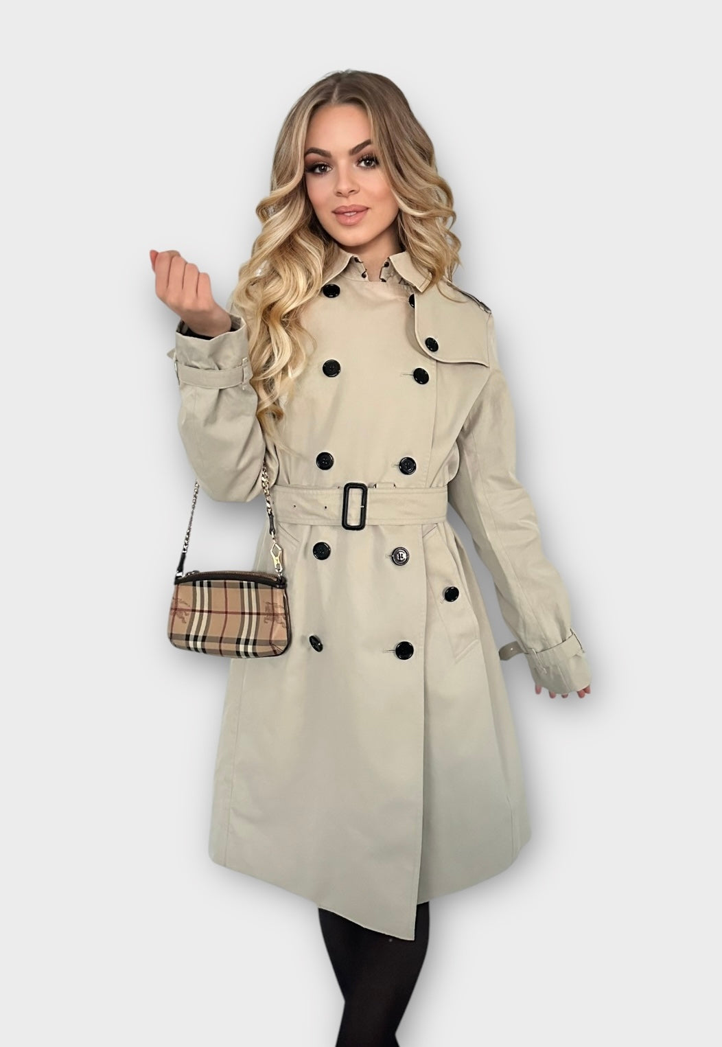Burberry Trench-coat modèle “ the Chelsea ” Stone | T.L