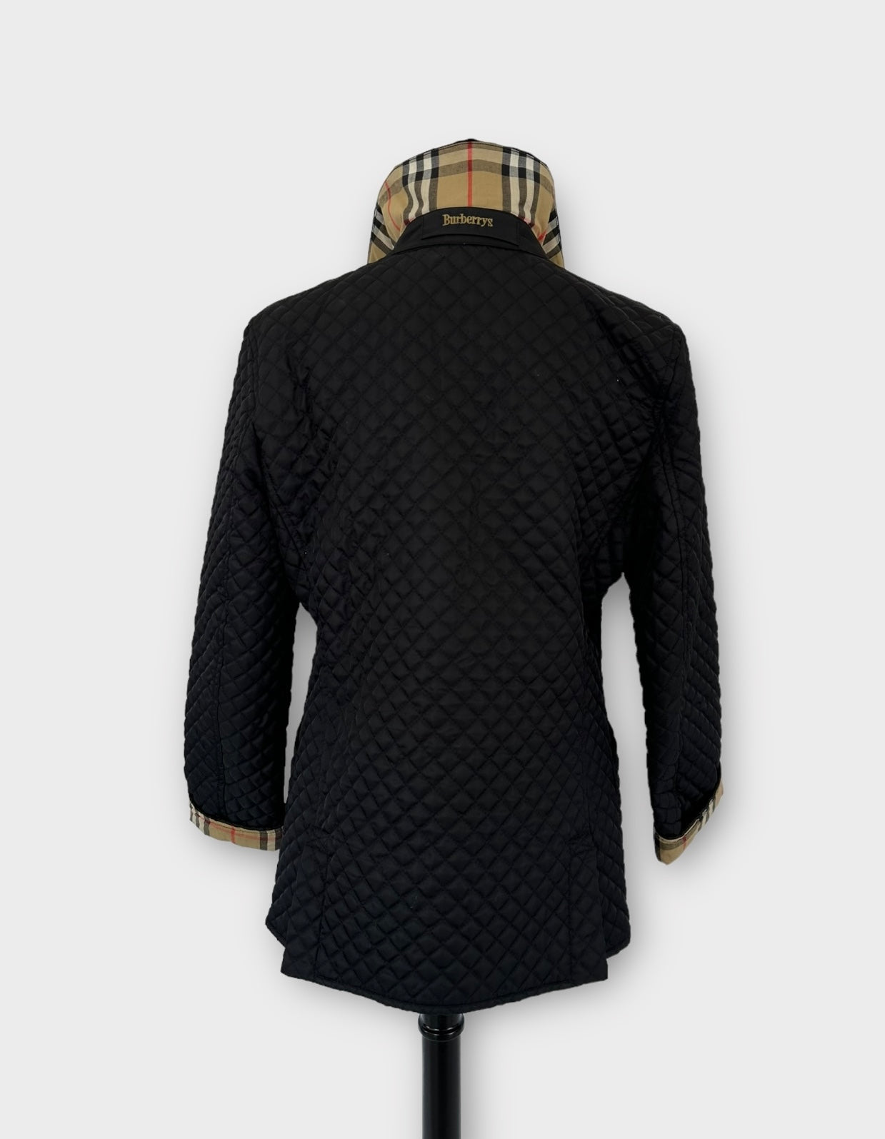 Veste matelassée noire Burberry/ T.M
