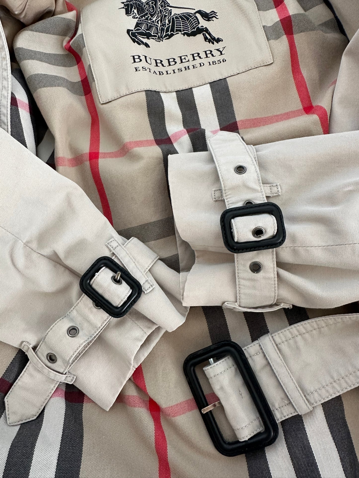 Burberry Trench-coat modèle “the Chelsea ” Stone | T.M