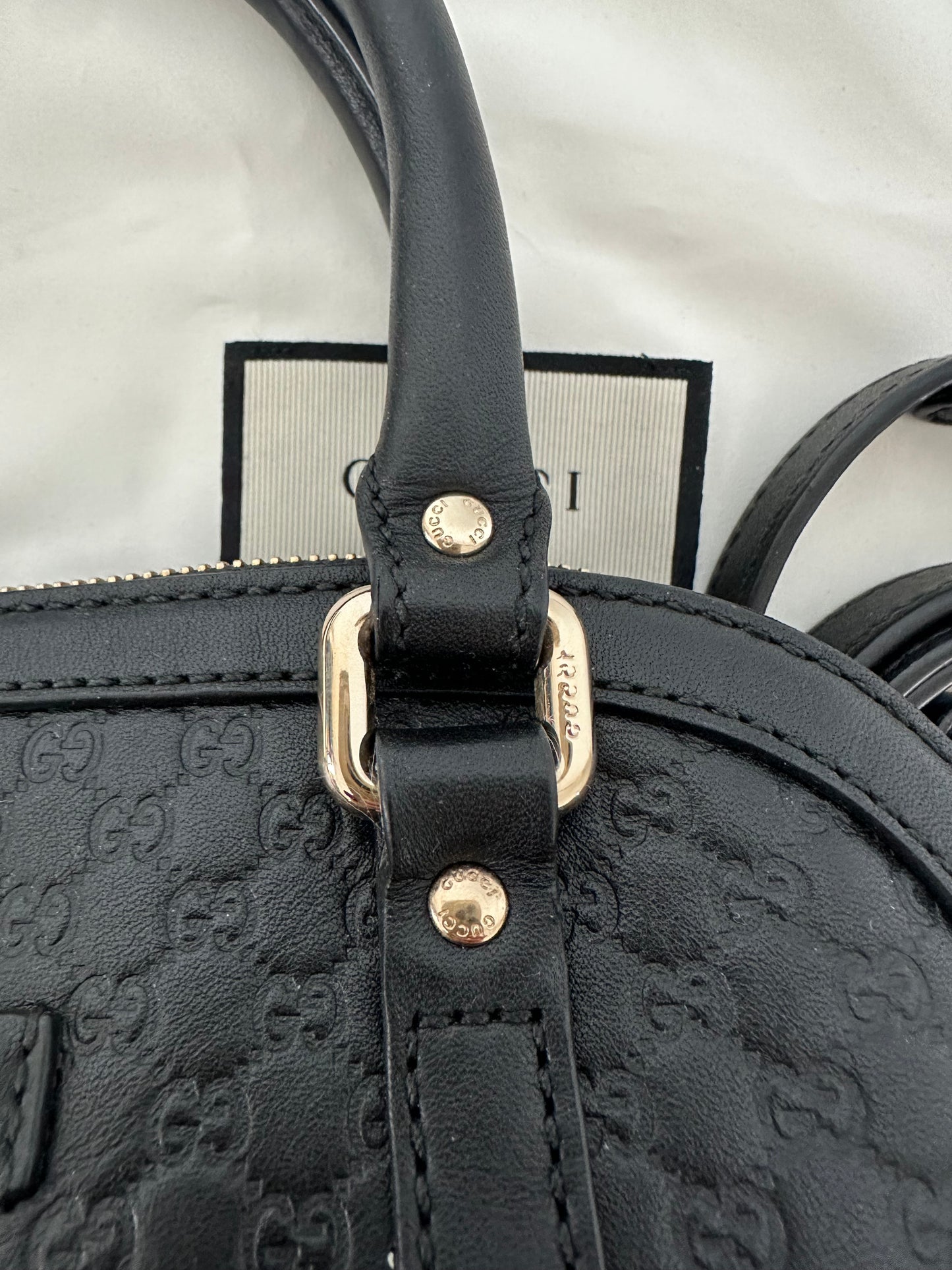 Sac Gucci Microguccissima “dôme” noir
