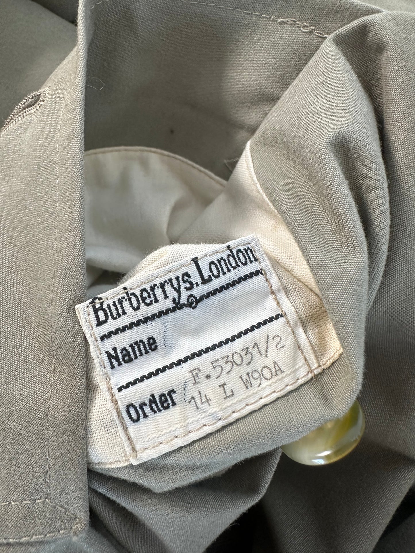 Trench-coat Burberry modèle « Camden » Kaki vintage/ T.M