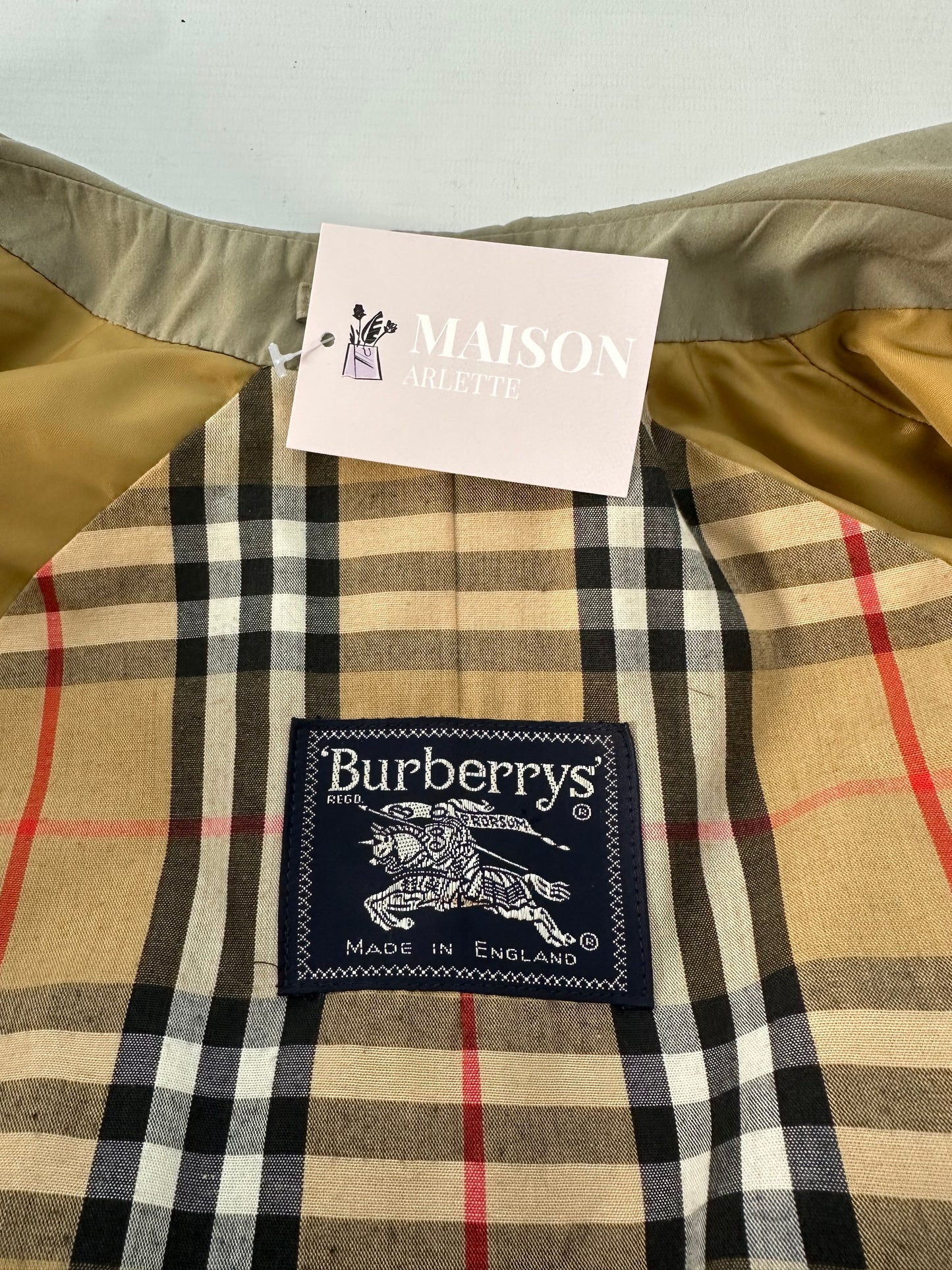 Trench-coat Burberry modèle « Camden » Kaki vintage/ T.M