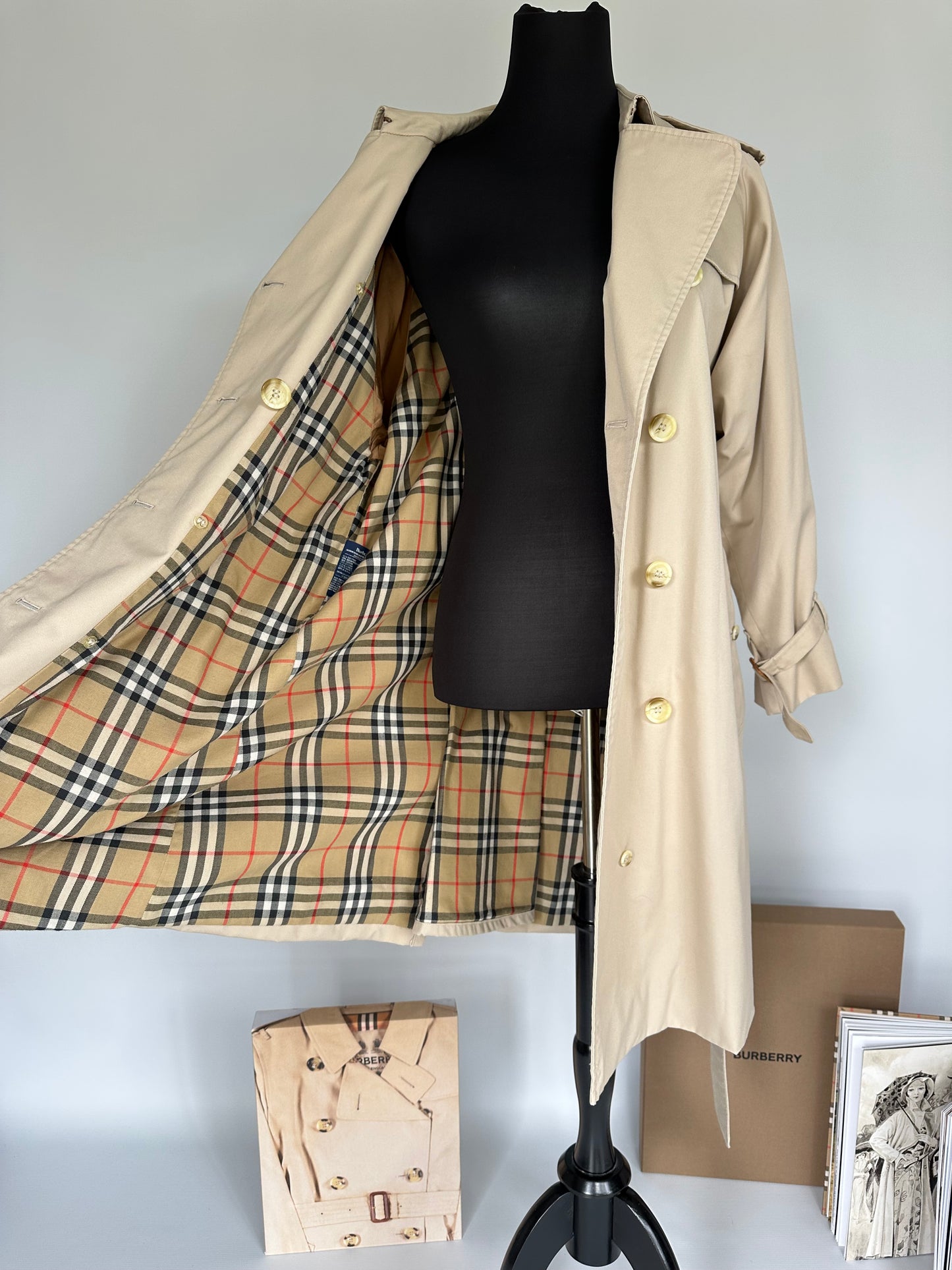 BURBERRY vintage Trench-coat « the Waterloo » | T.M