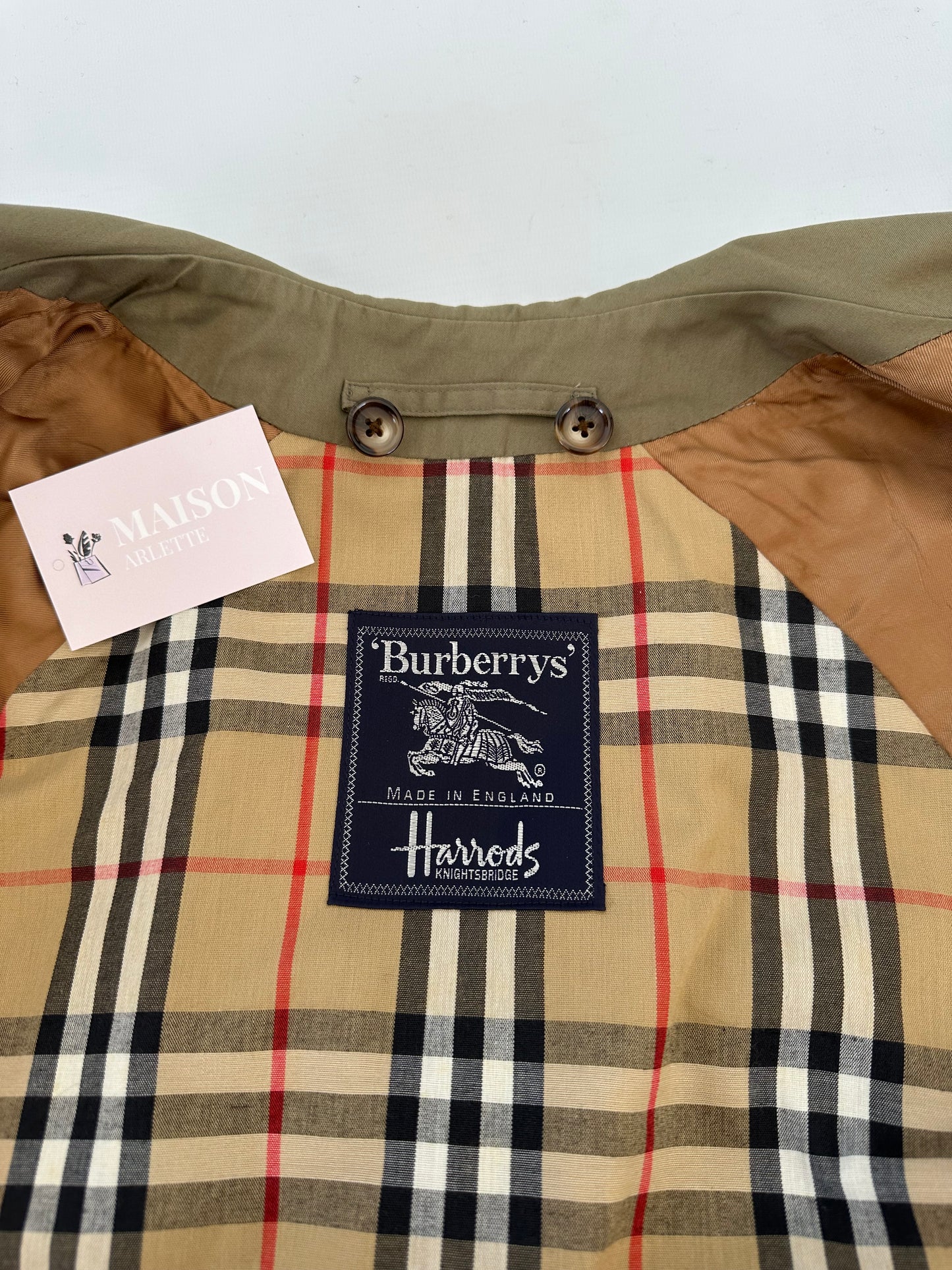 Trench Burberry modèle “ Markfield ” kaki/ T.L