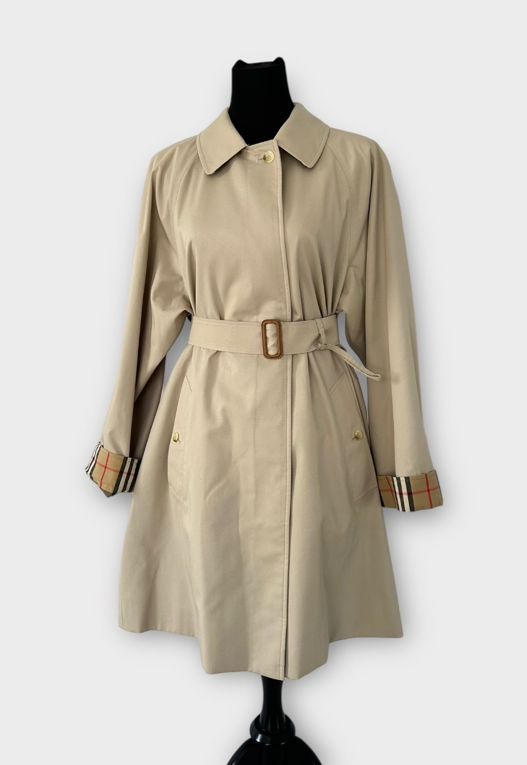 Trench-coat Burberry modèle “ Markfield“ beige vintage/ T.M