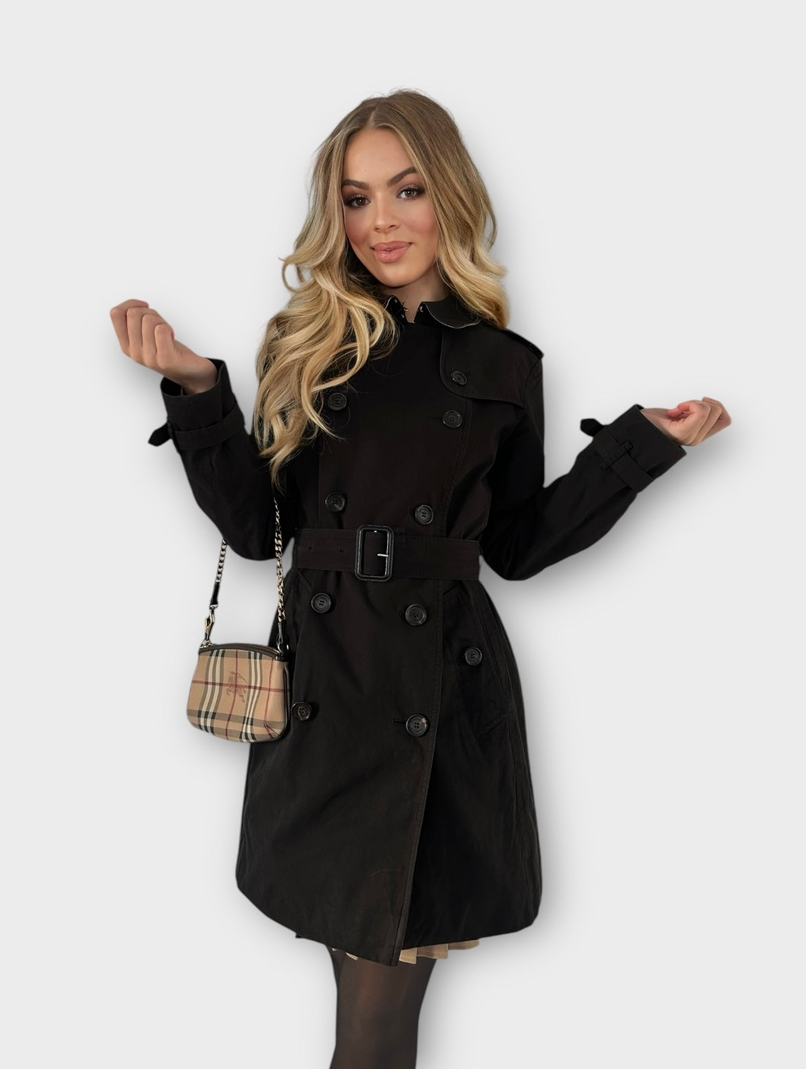Burberry Trench-coat modèle “the Chelsea ” Noir | T.M