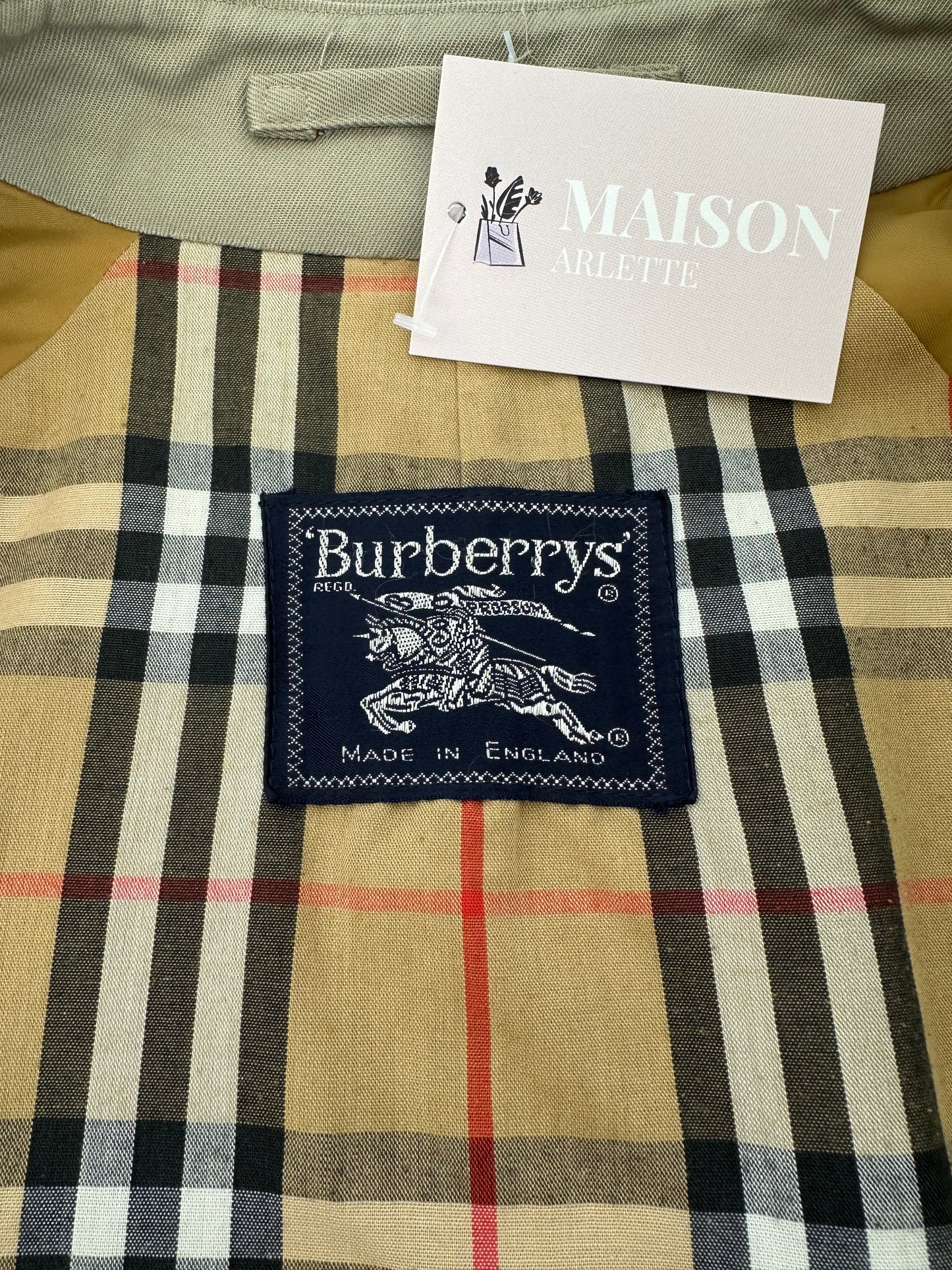 Trench-coat Burberry modèle “the Waterloo ” vintage/ T.S