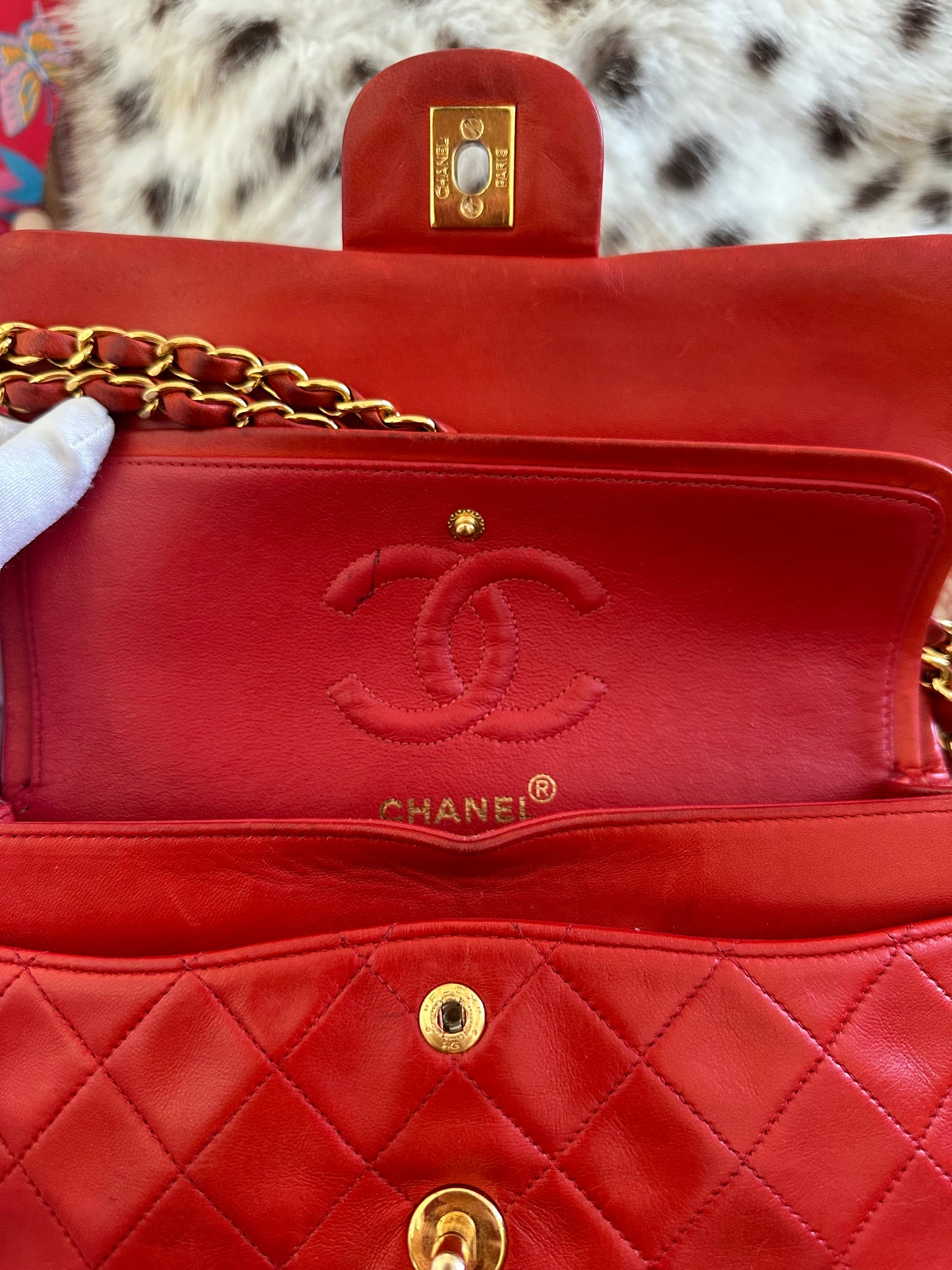 Chanel - sac Timeless small 23 rouge plaquée or vintage