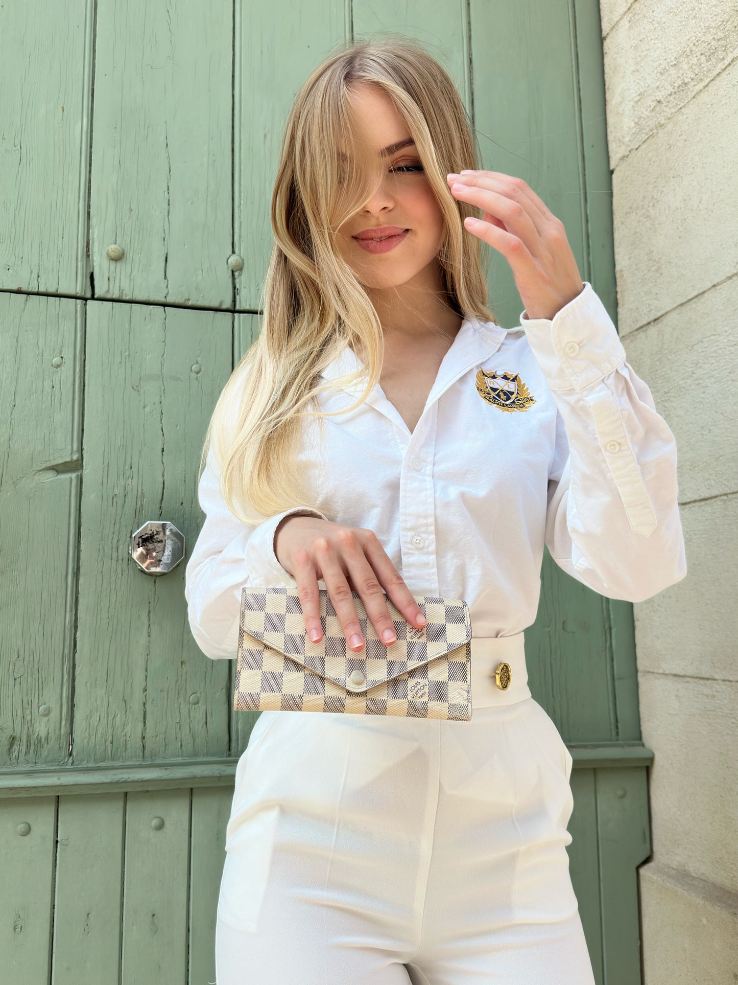 Louis Vuitton – Portefeuille Sarah Damier Azur