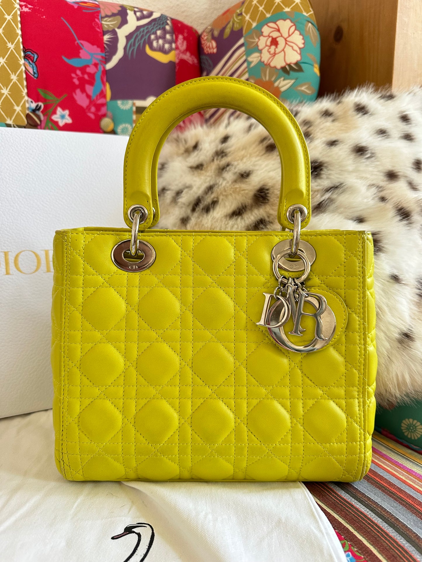Dior - Lady Dior Medium cuir jaune anis