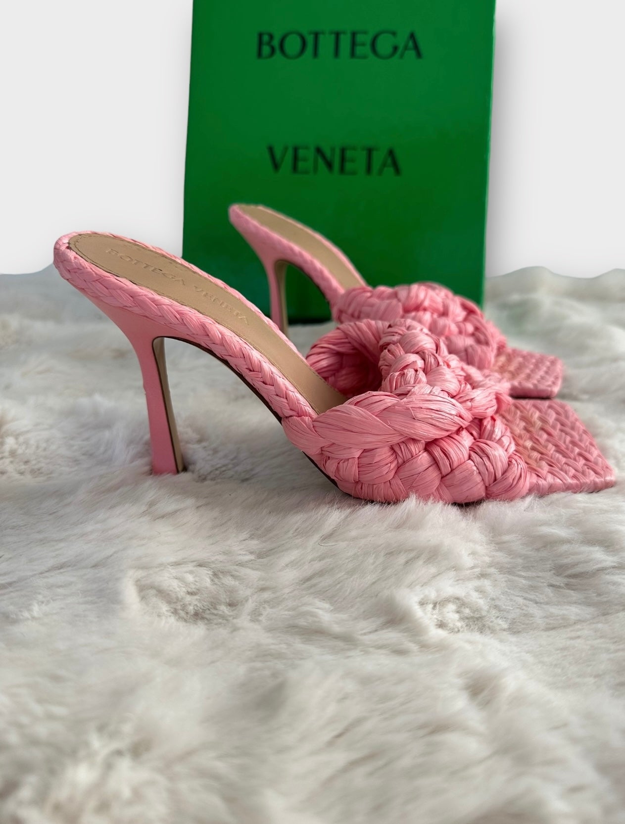 Bottega Veneta - Mules Lido en raphia rose | T.36,5