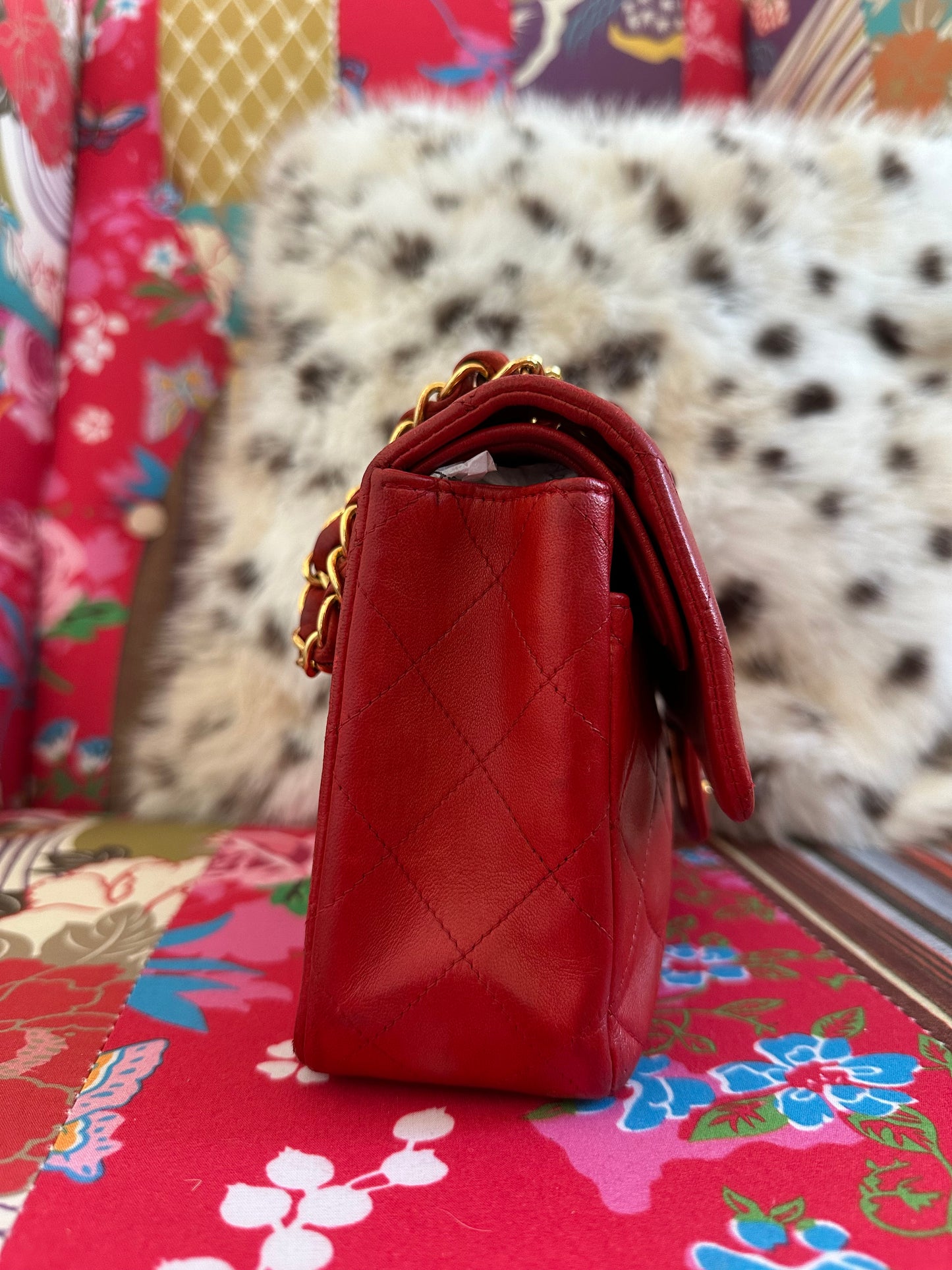 Chanel - sac Timeless small 23 rouge plaquée or vintage