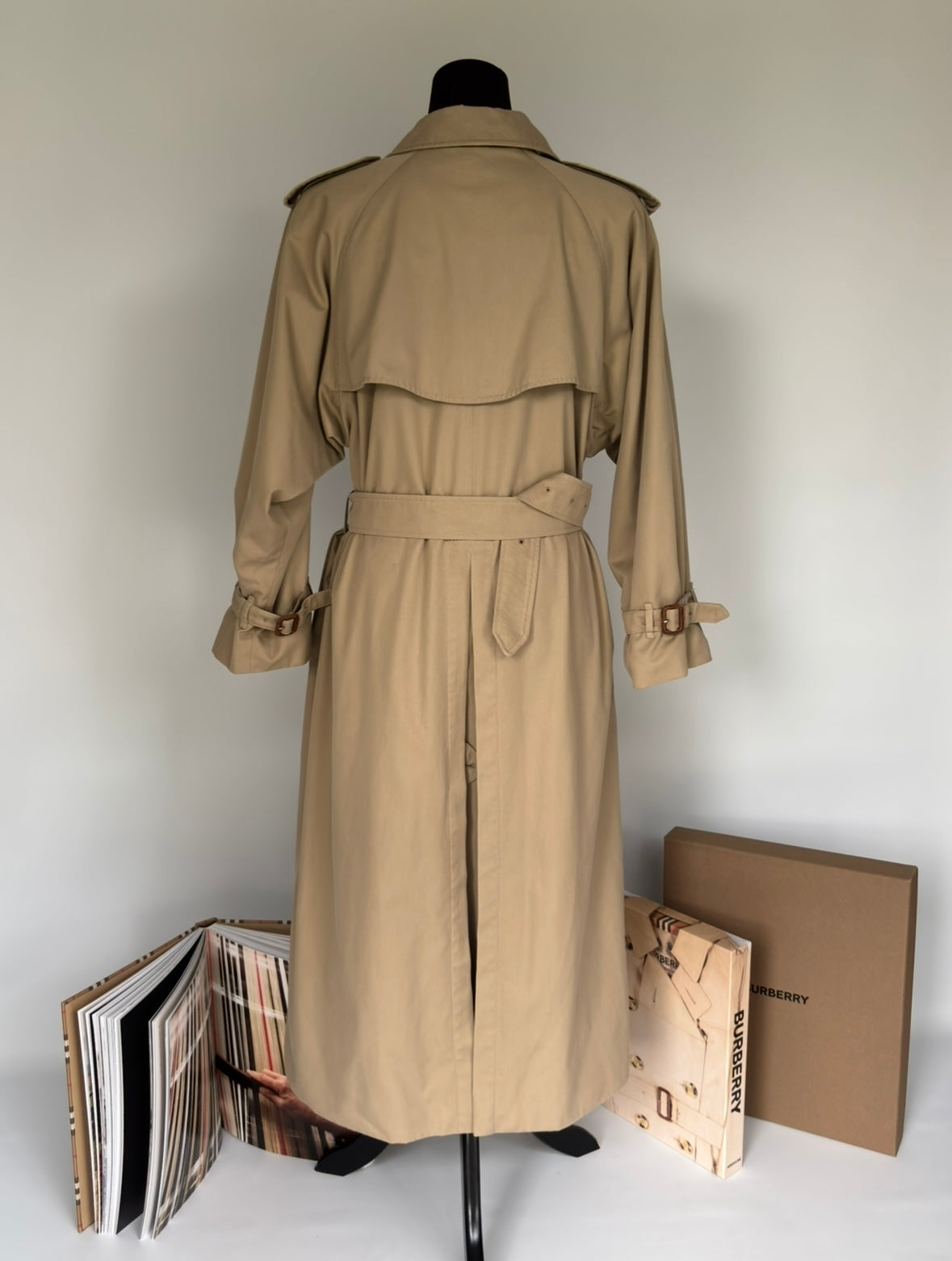 Burberry – Trench-coat “The Waterloo” Camel vintage | T.L