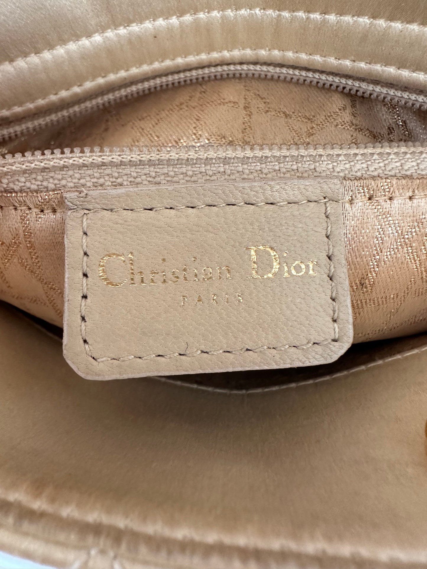 Sac mini Lady Dior en soie beige