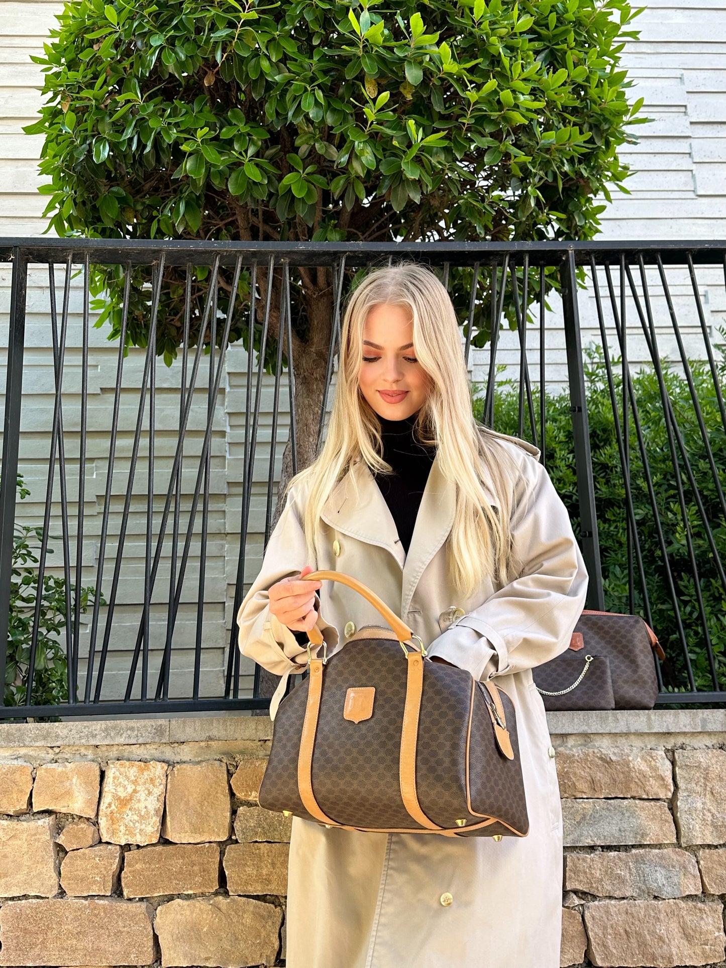 CELINE sac Boston toile Macadam