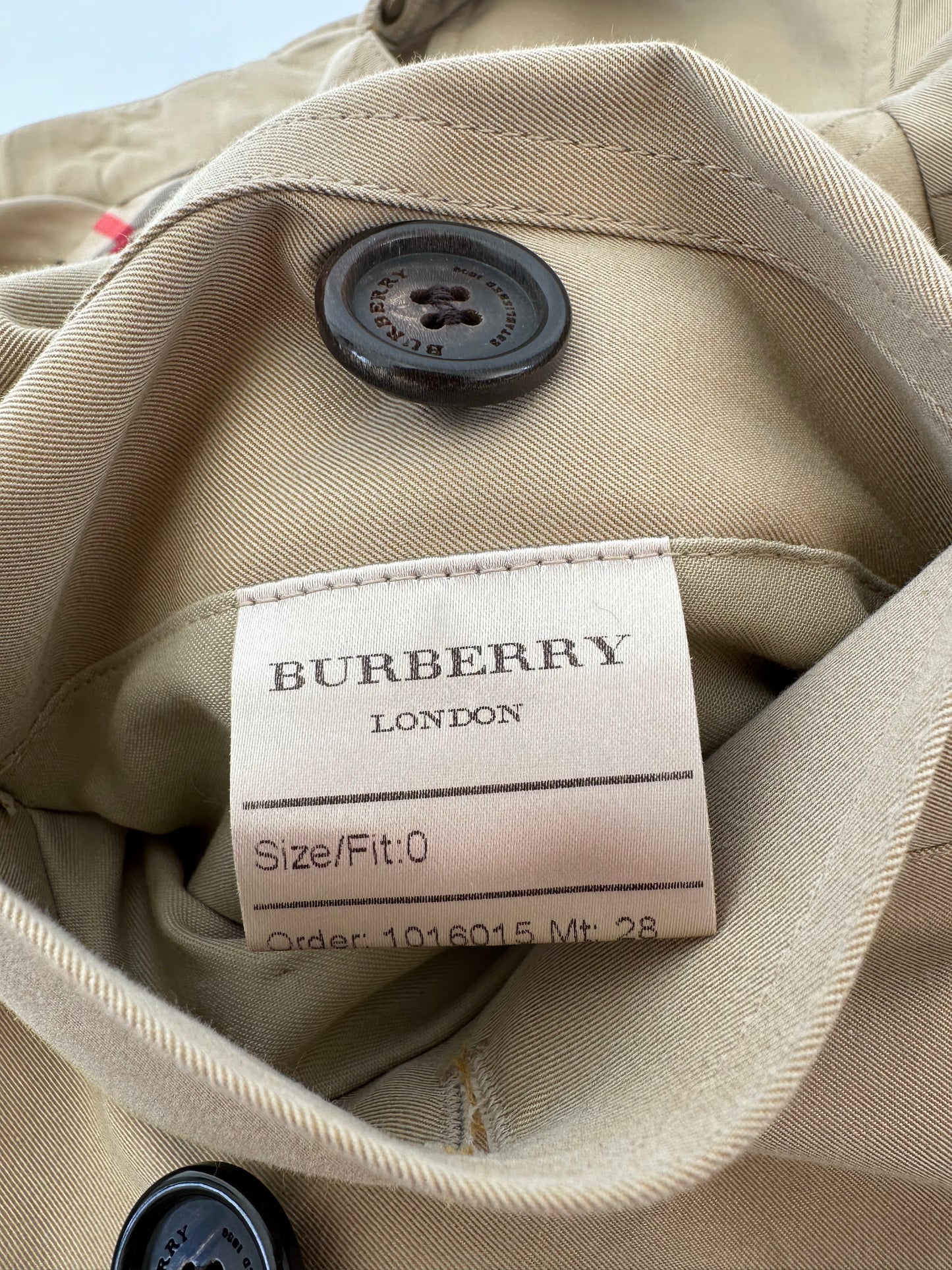 Burberry Trench-coat modèle “ the Kensington ” Honey | T.XS