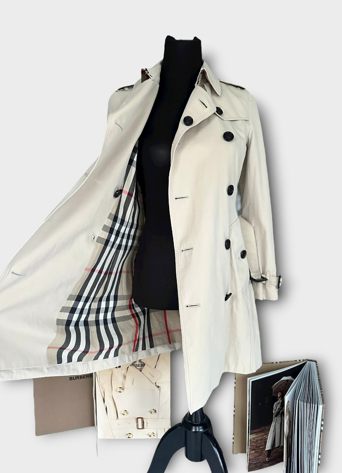 Burberry – Trench-coat “The Chelsea ” stone modèle récent | T.XS
