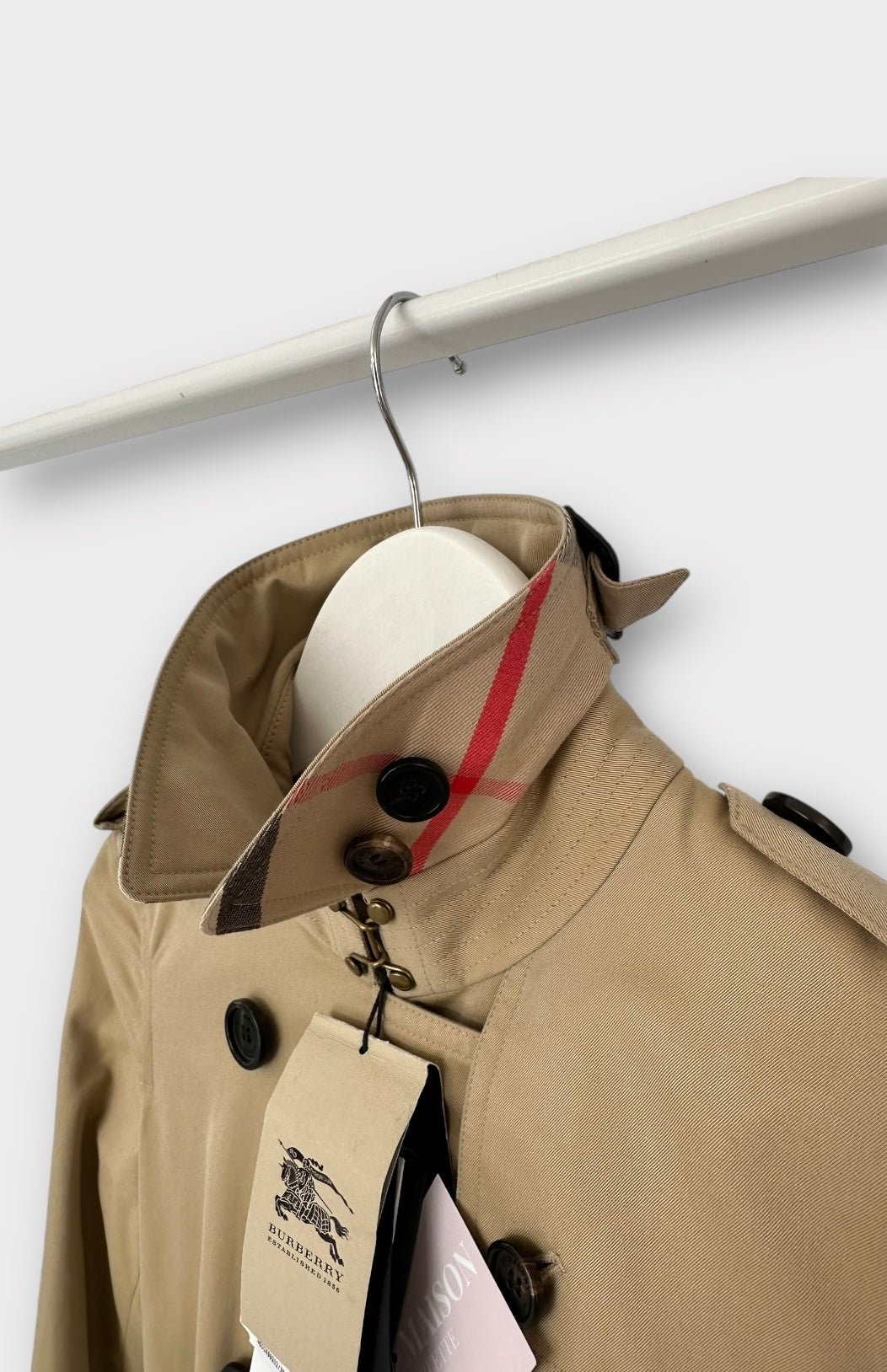 Burberry Trench-coat modèle “ the Kensington ” Honey | T.XS