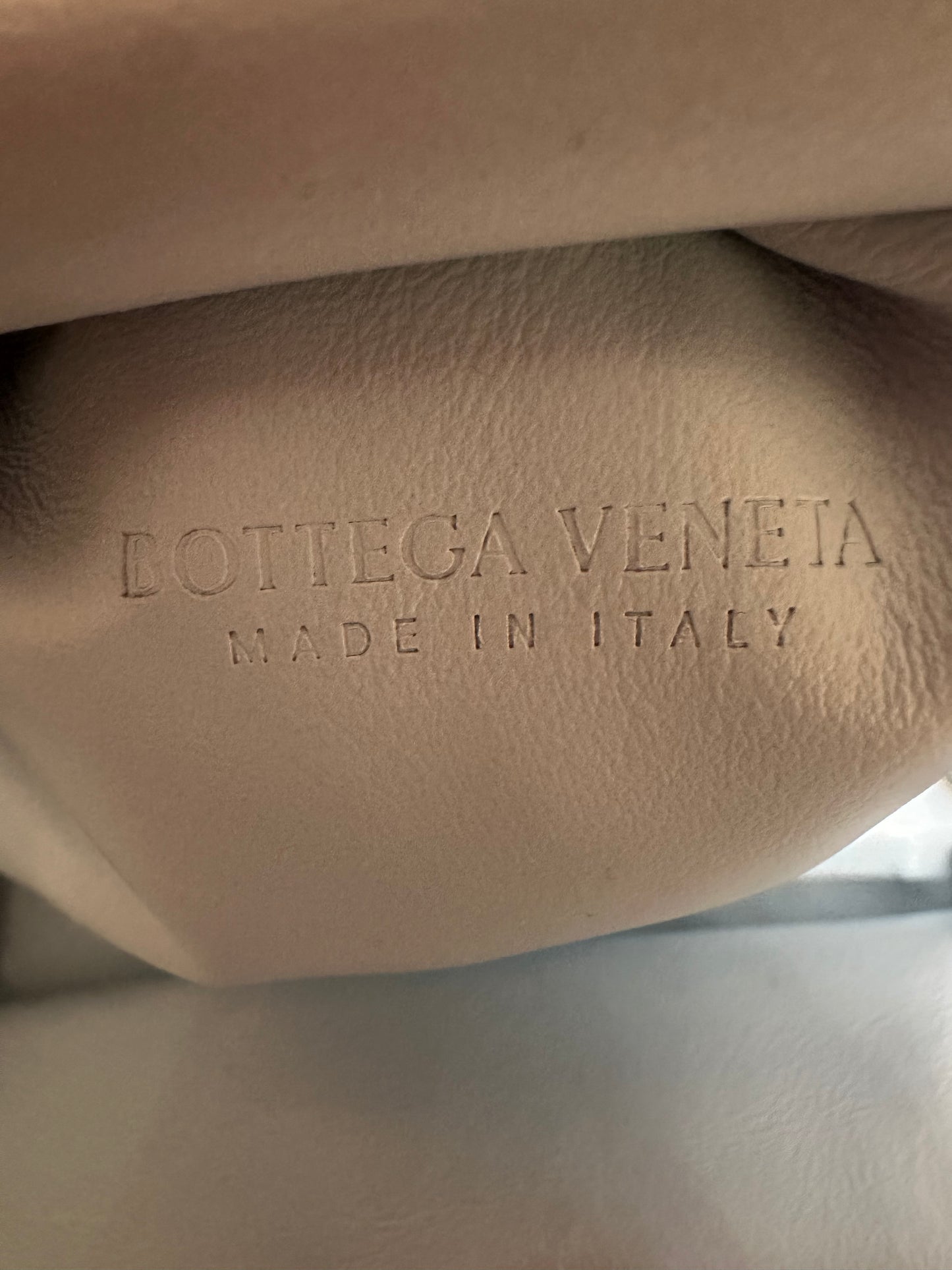 Bottega Veneta - Sac Pouch Raphia
