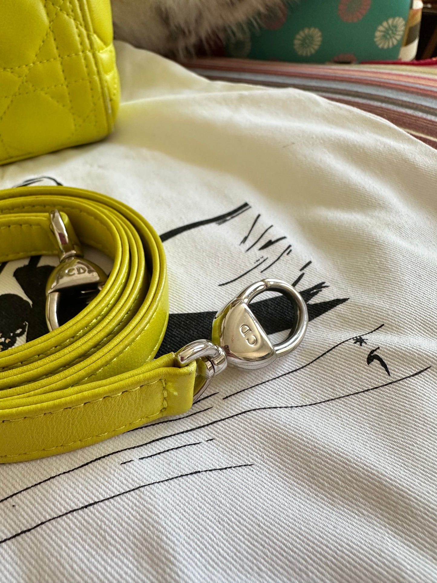 Dior - Lady Dior Medium cuir jaune anis