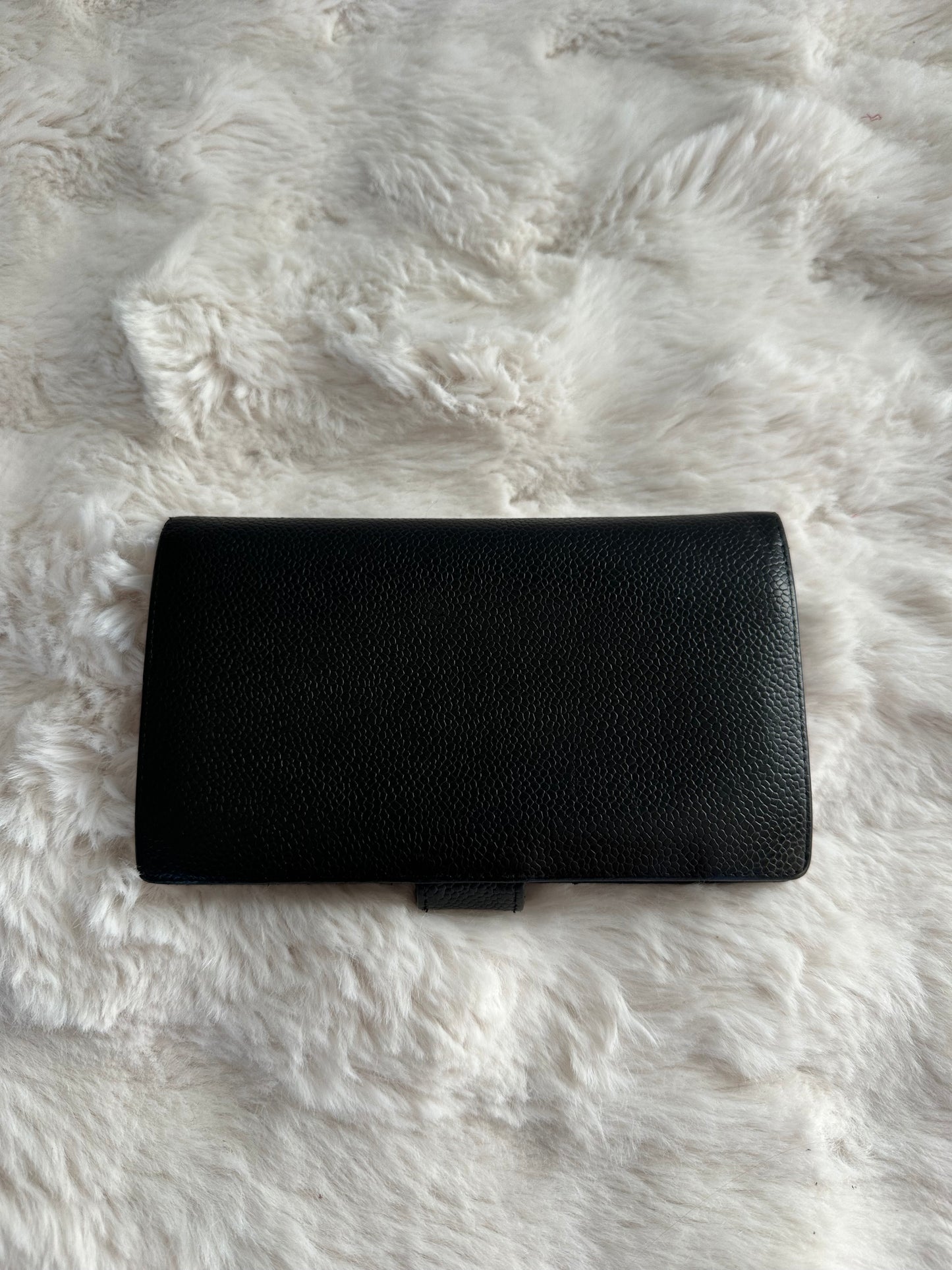 Chanel - Portefeuille long en cuir caviar noir