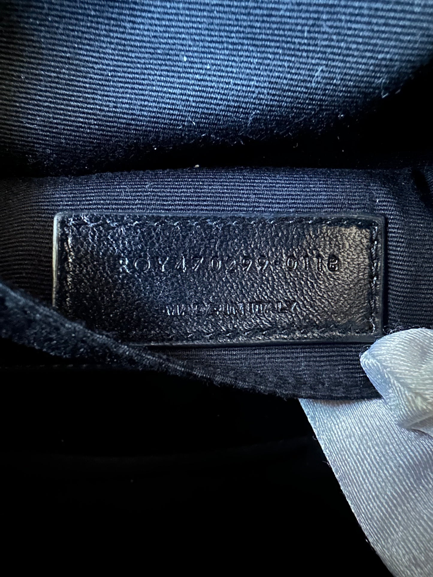 Saint Laurent - Lou small Camera bag en cuir blanc
