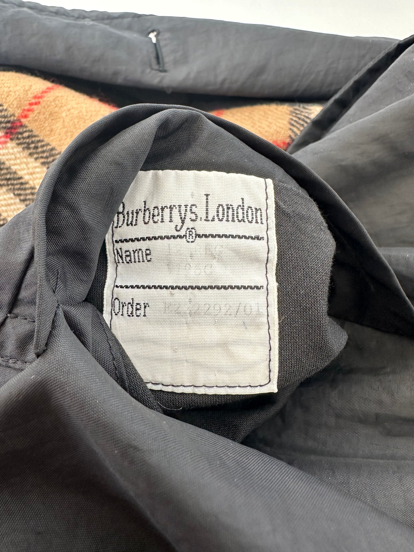 Burberry vintage Trench-coat imperméable noir | T.L