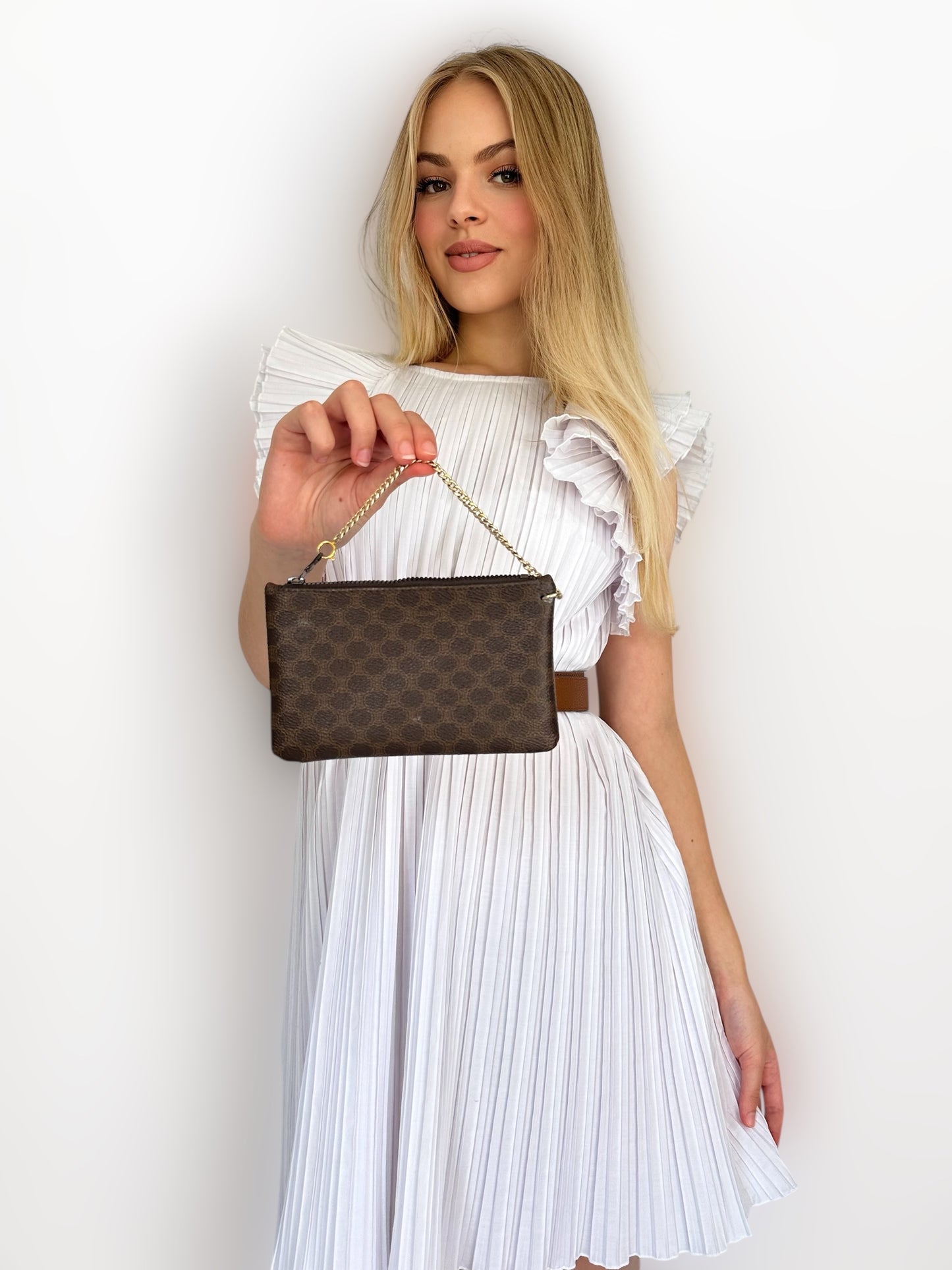 CELINE petite Pochette toile Macadam