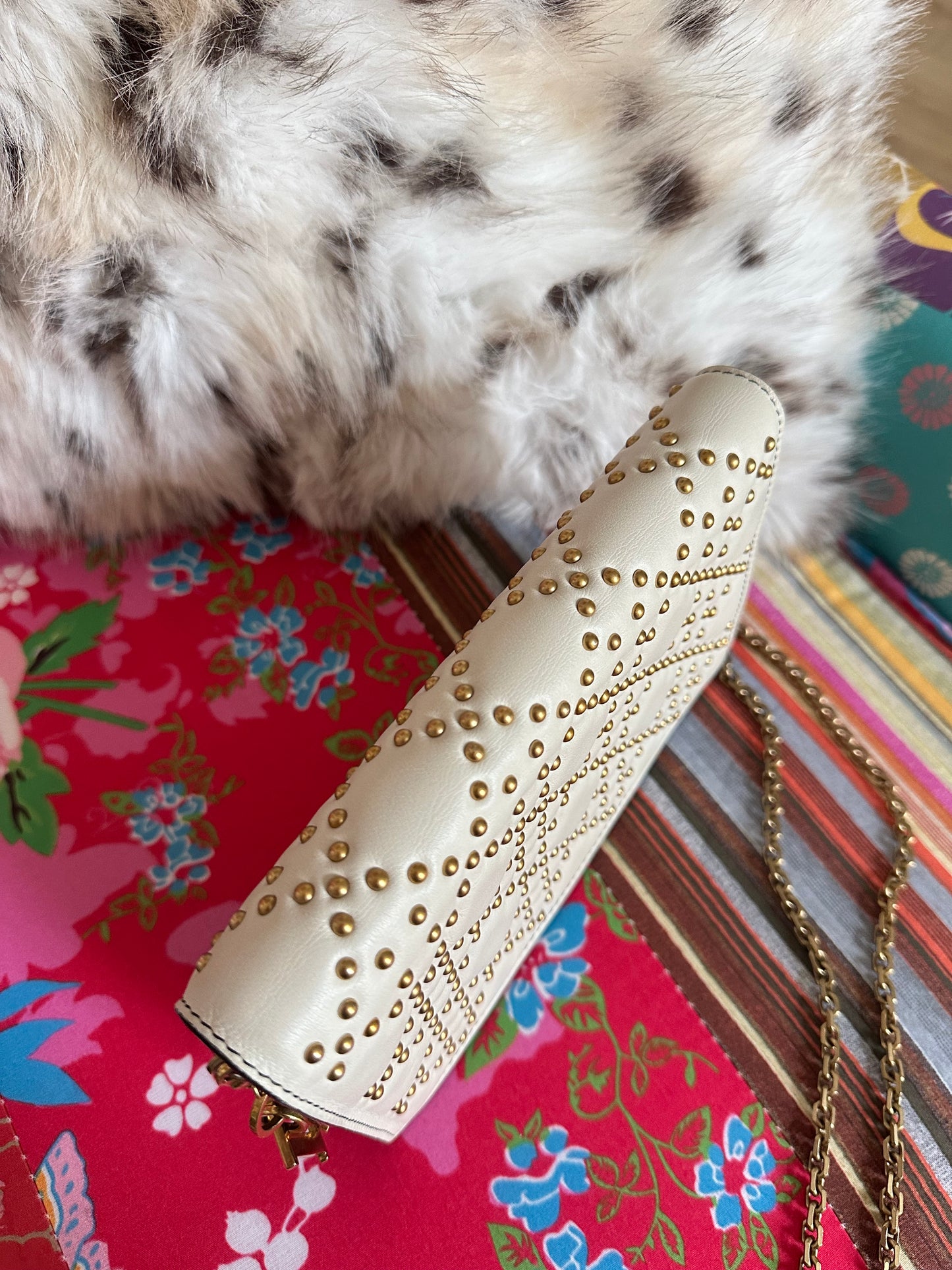 Dior - sac Wallet on Chain Studded ( édition limitée)