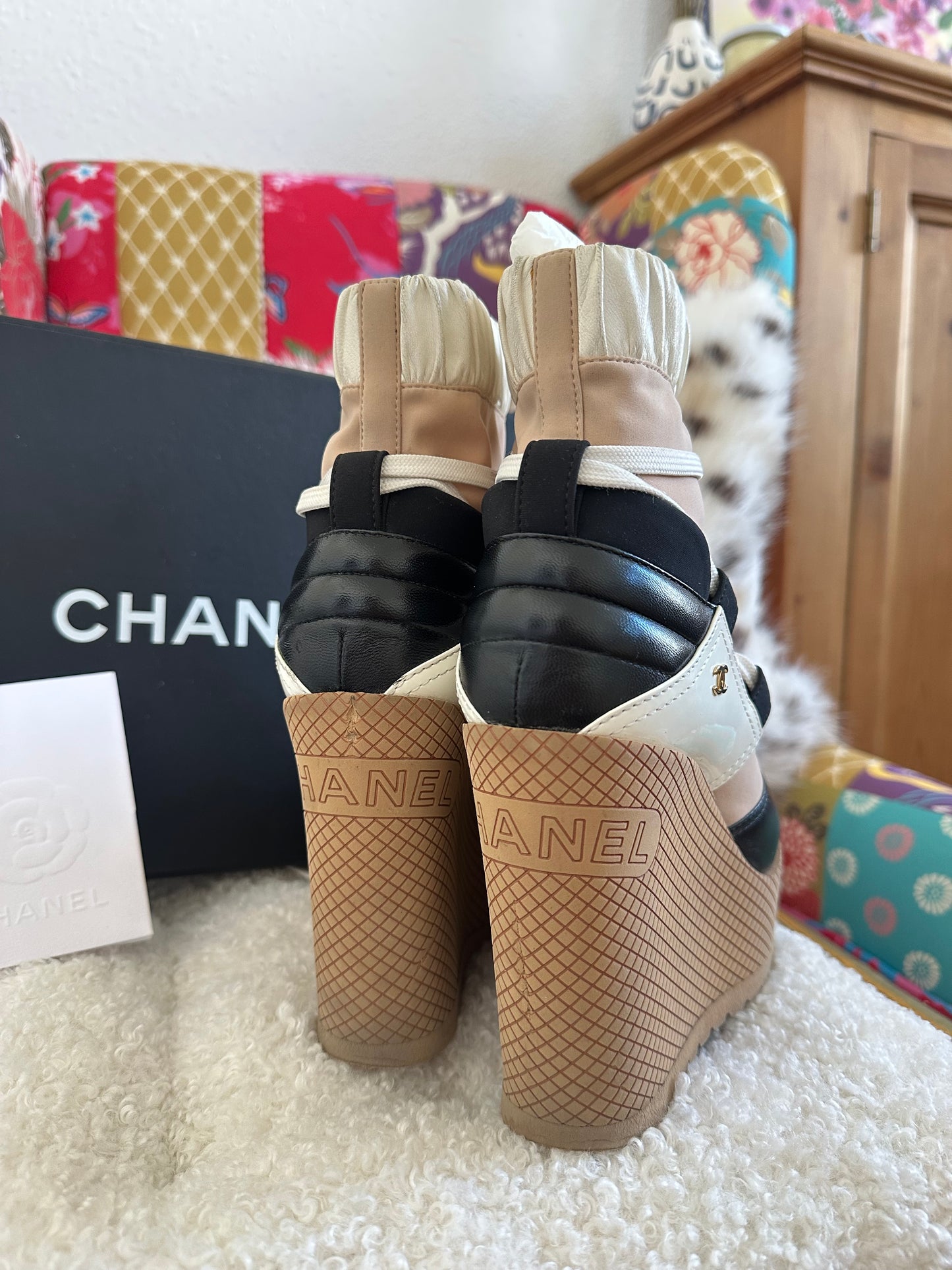Chanel - Boots bottines compensées à lacets | T.38