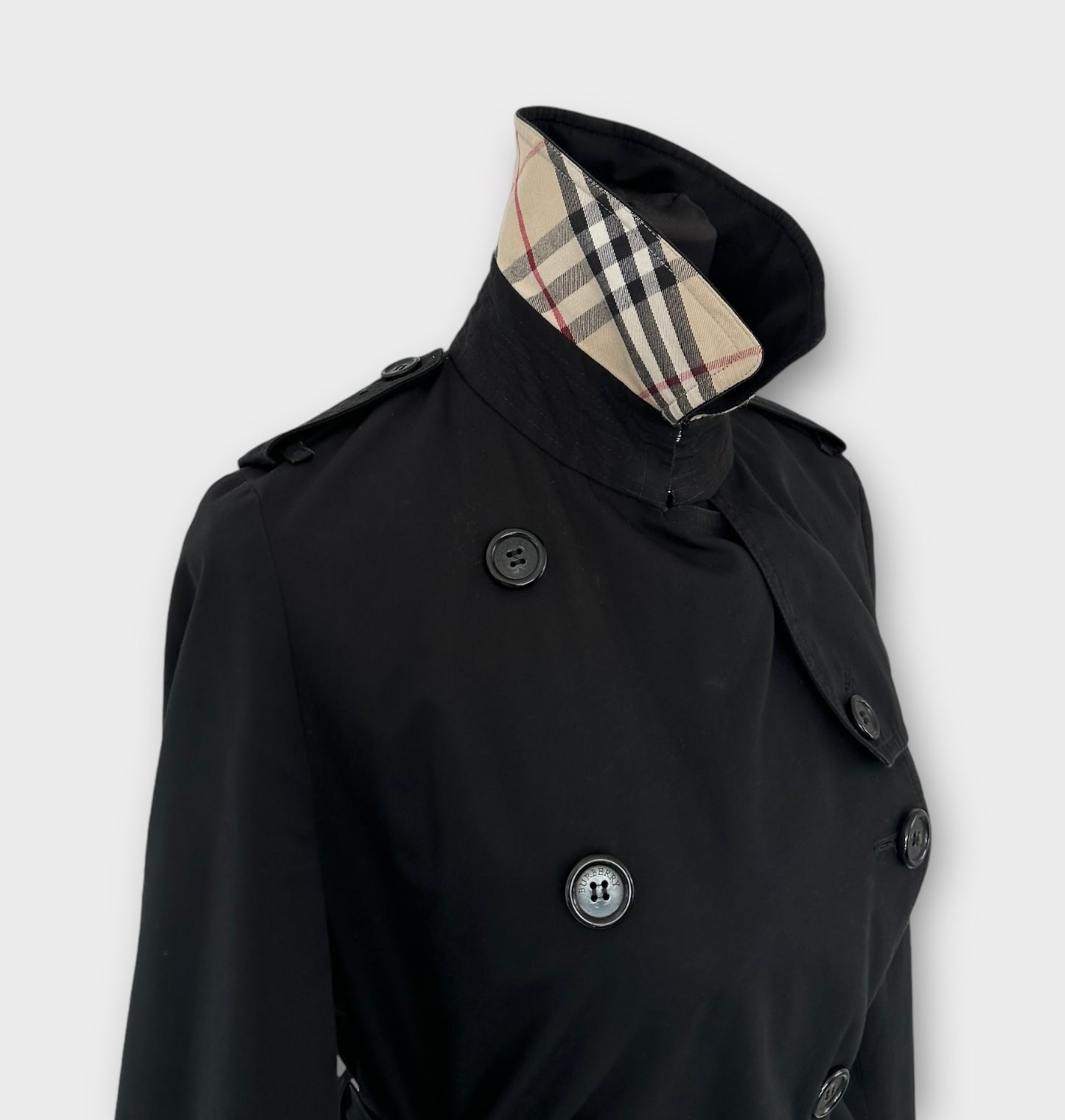 Burberry Trench-coat modèle “the Chelsea ” Noir | T.M