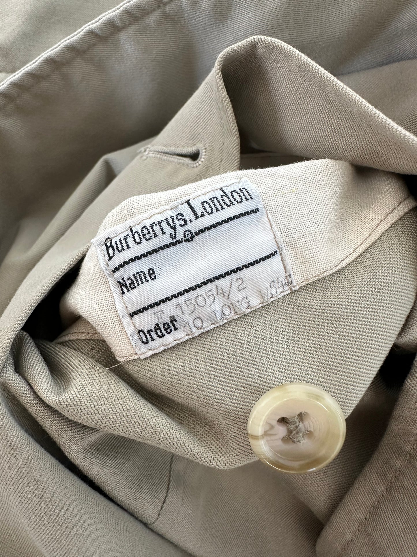 Burberry vintage Trench-coat modèle “the Waterloo ” Beige | T.S