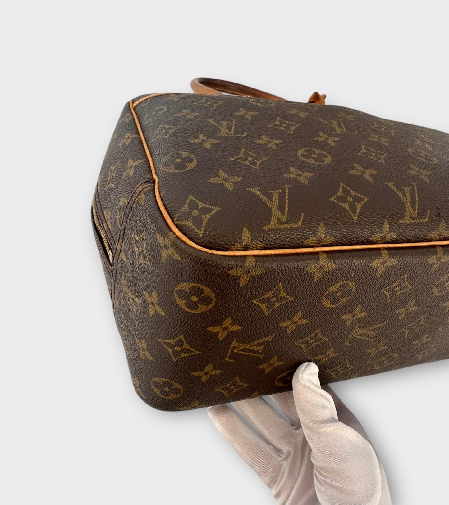 Louis Vuitton Sac Deauvillle Monogram