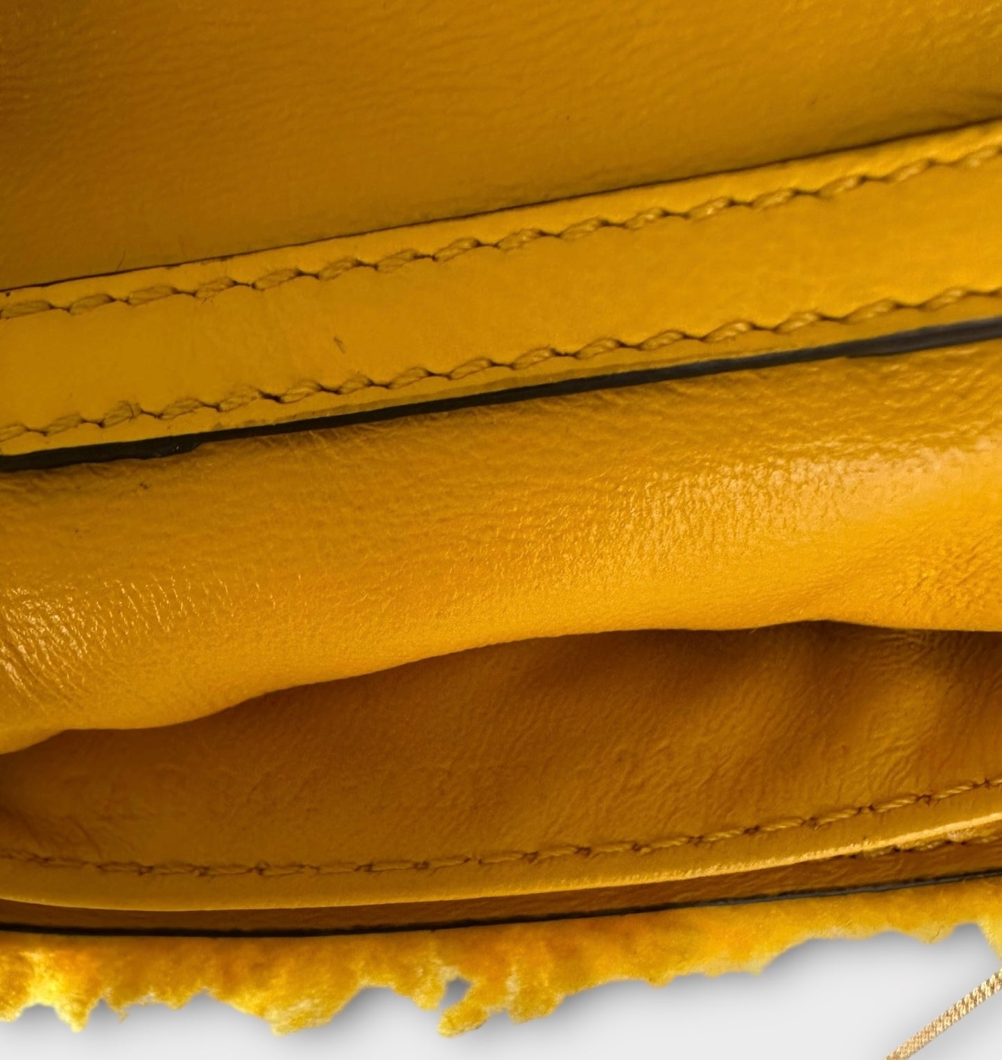 Fendi sac Nano-baguette jaune