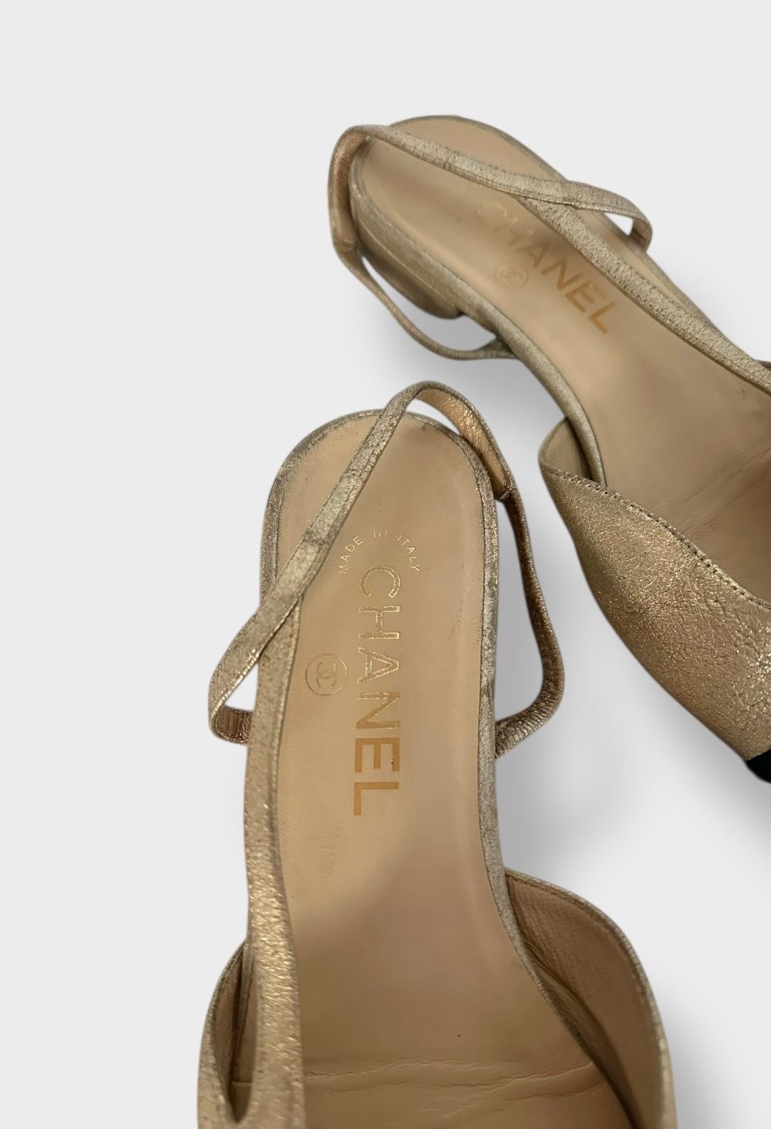 Chanel - Slingback en cuir doré | T.38,5