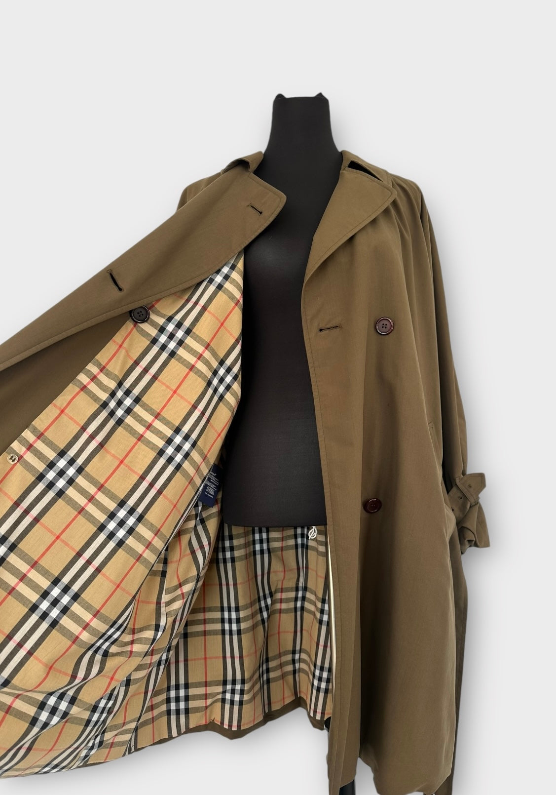 Burberry Trench-coat modèle “the Waterloo ” Kaki | T.L