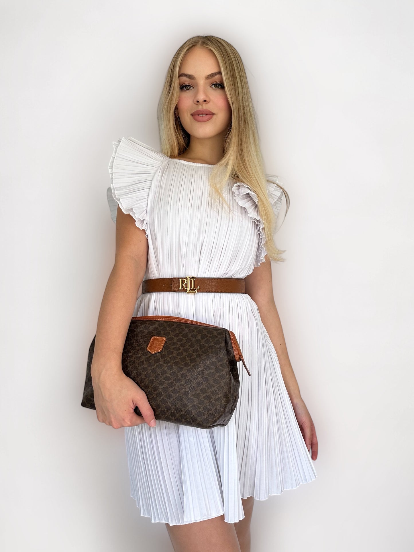CELINE Trousse de toilette toile Macadam