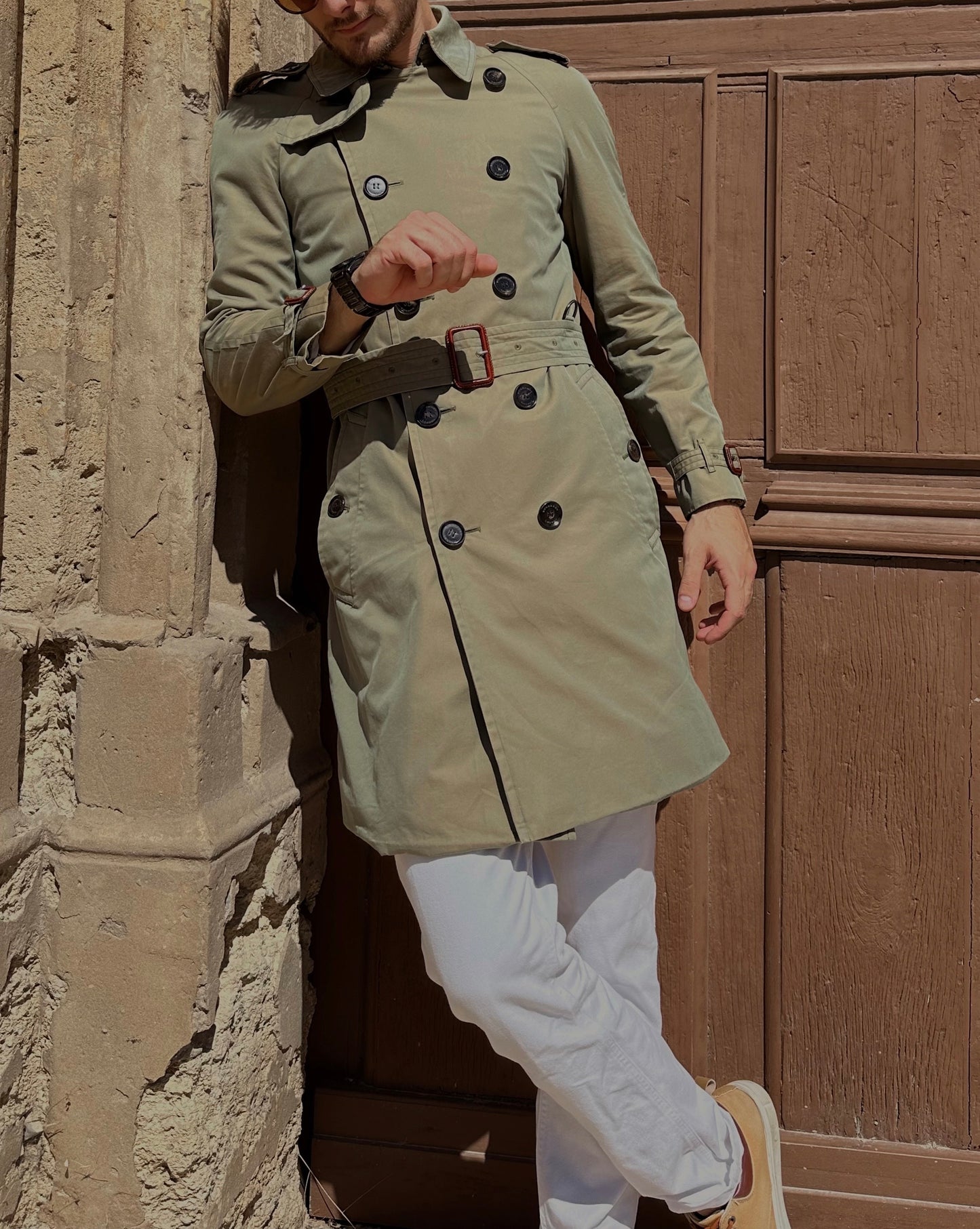 Burberry – Trench-coat “The Kensington ” Kaki modèle récent | T.M