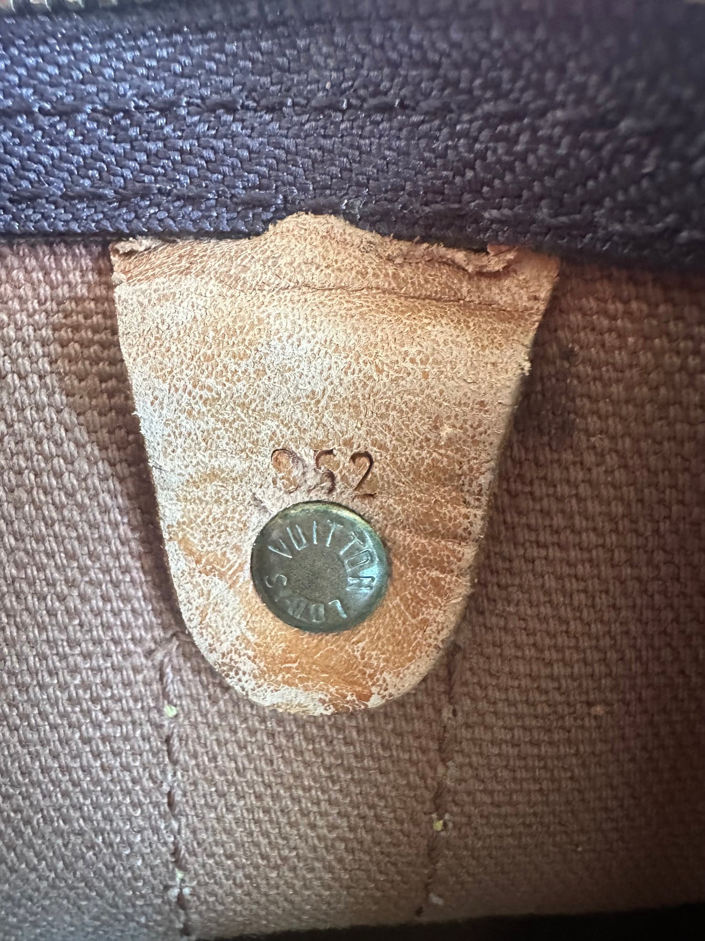 Louis Vuitton Keepall 50 bandoulière Monogram