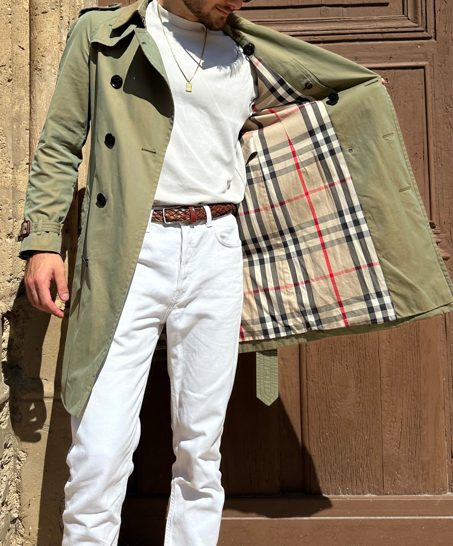Burberry – Trench-coat “The Kensington ” Kaki modèle récent | T.M