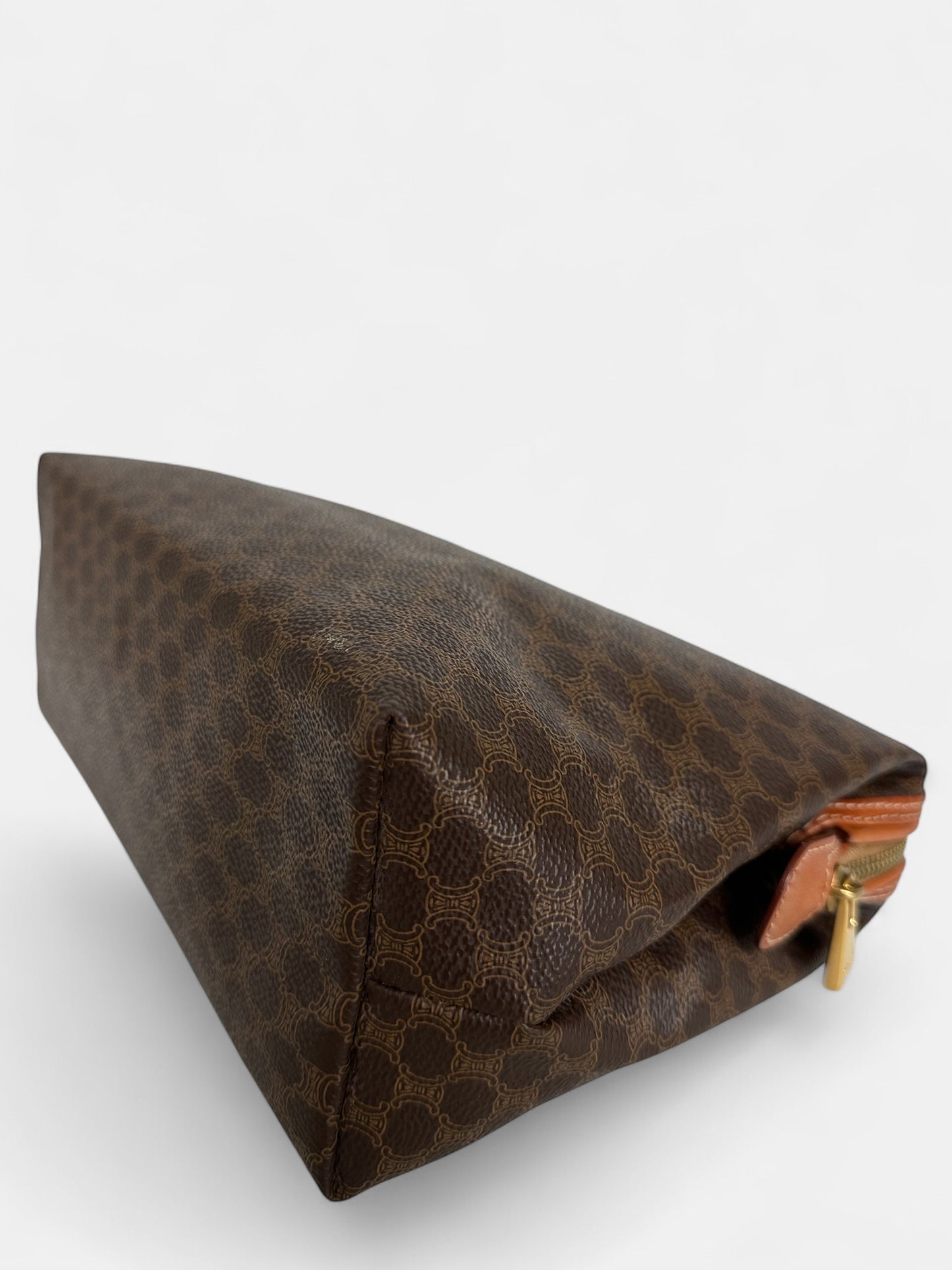 CELINE Trousse de toilette toile Macadam